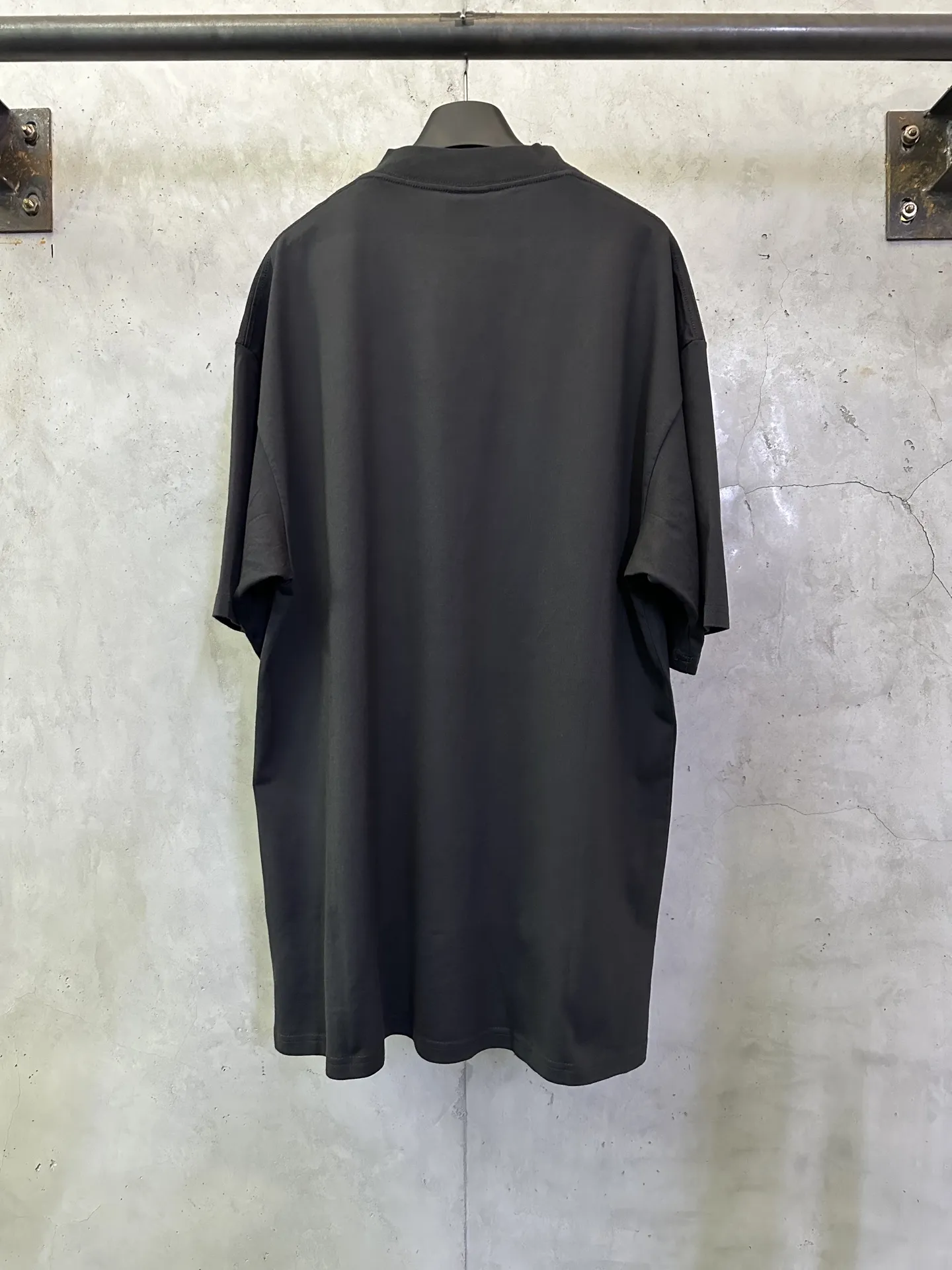Logo Print Oversized Cotton T-Shirt D19512510 — view 2