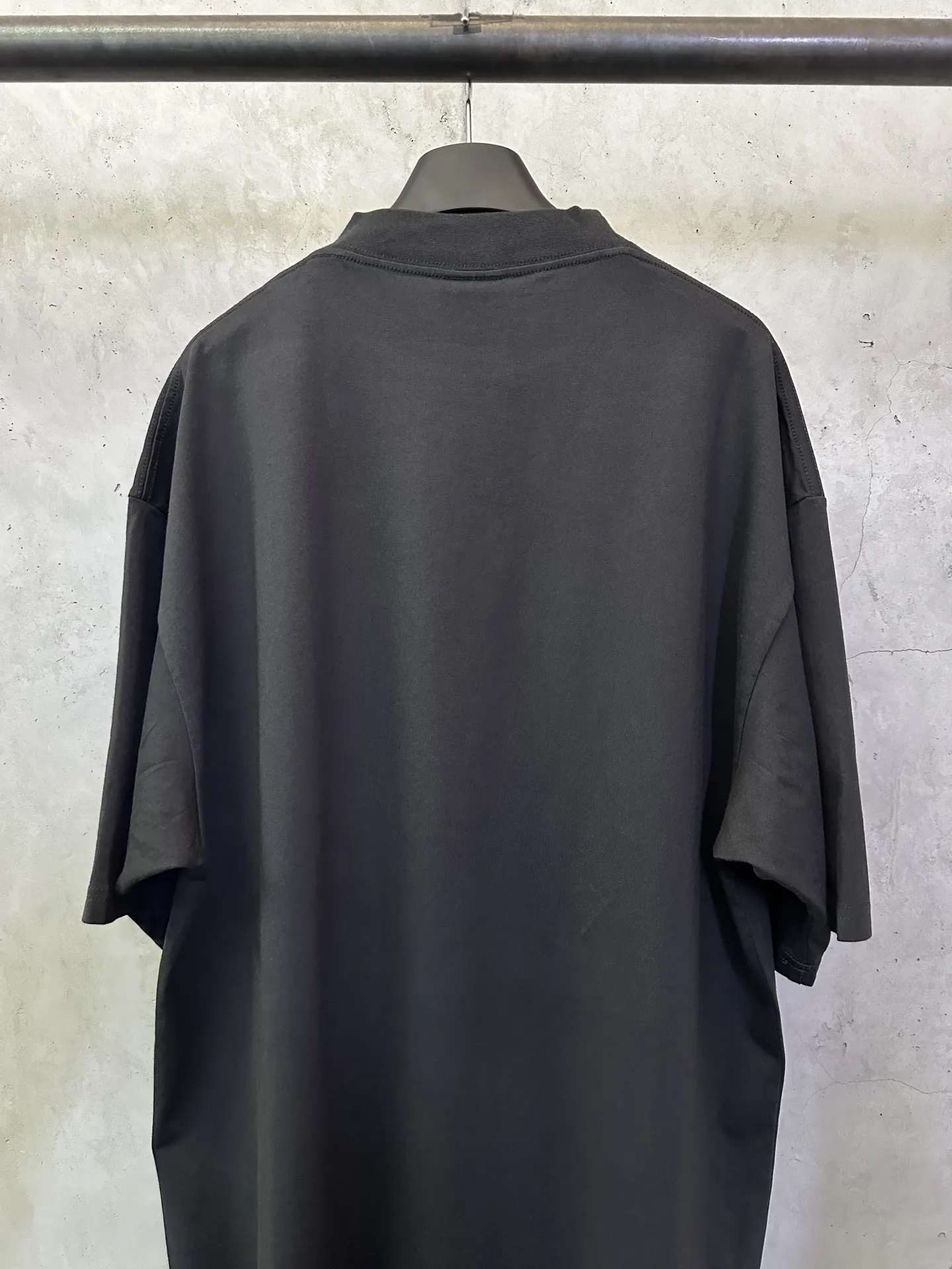 Logo Print Oversized Cotton T-Shirt D19512510 — view 5