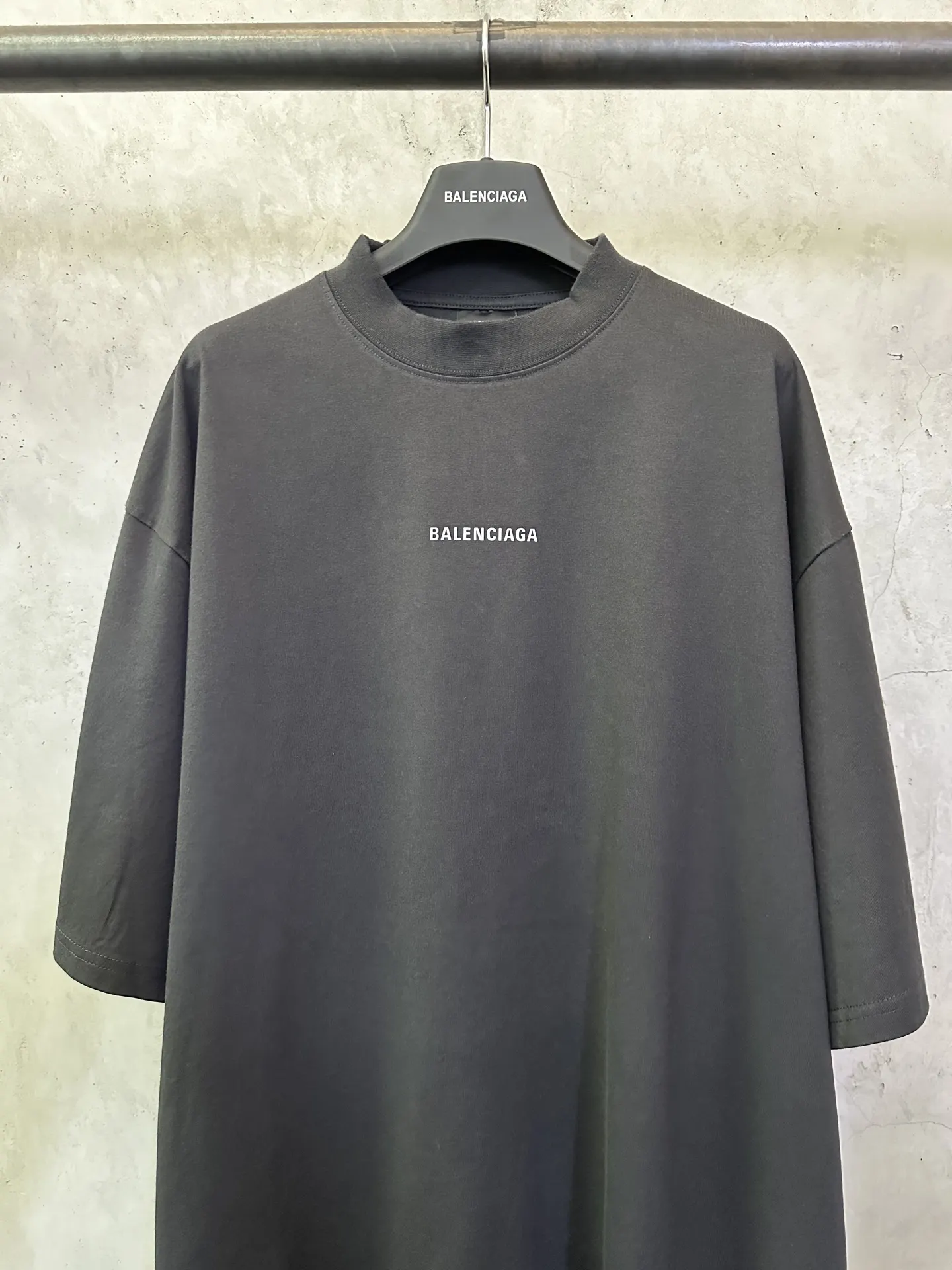 Logo Reflective Print Oversized T-Shirt D20012512 — view 3