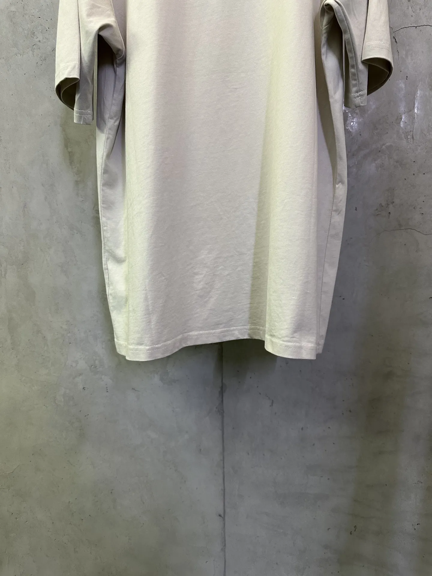Logo Reflective Print Oversized T-Shirt D20015326 — view 6