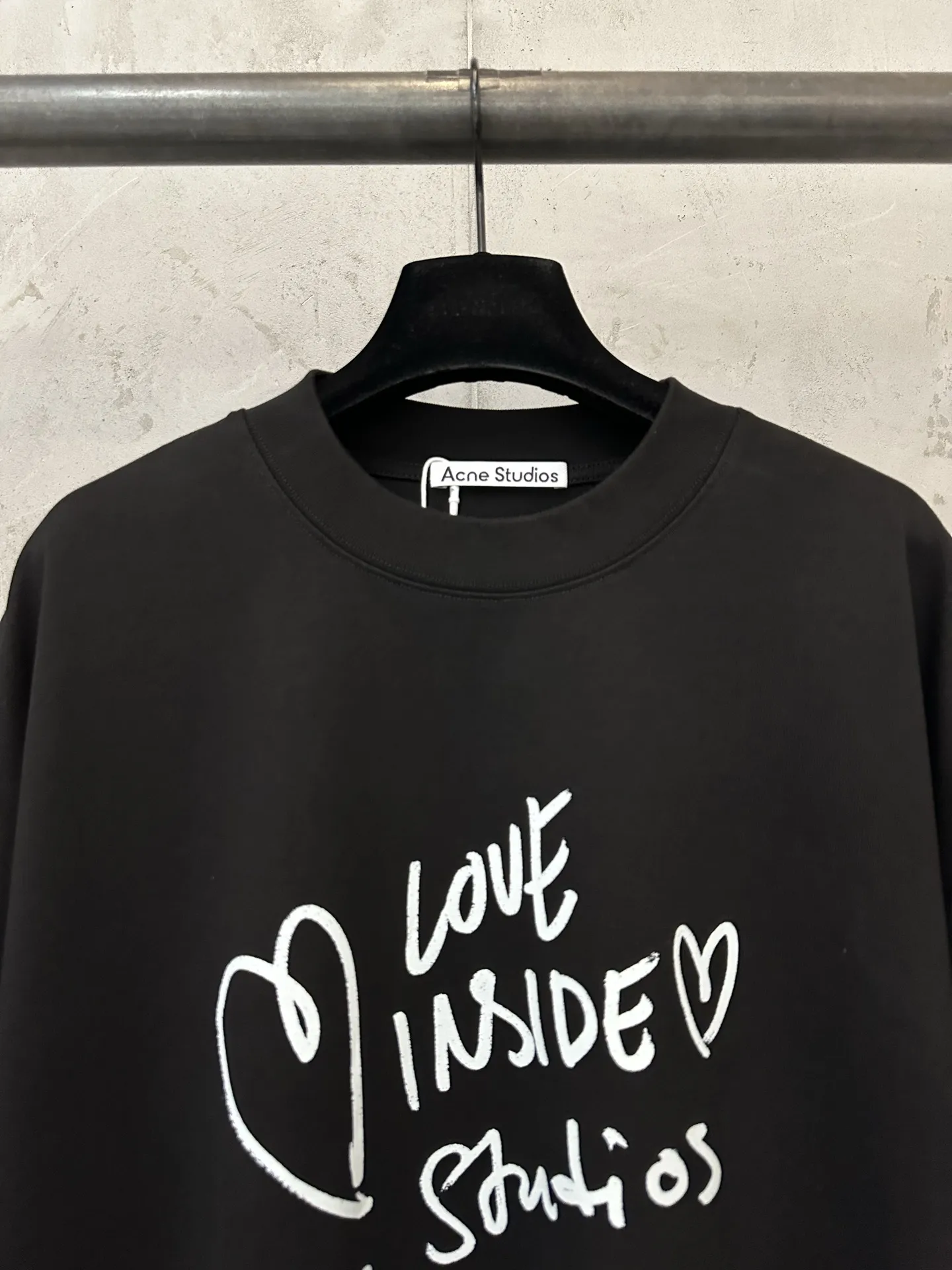 Love Inside Graphic Heavyweight Cotton T-Shirt D21018878 — view 5