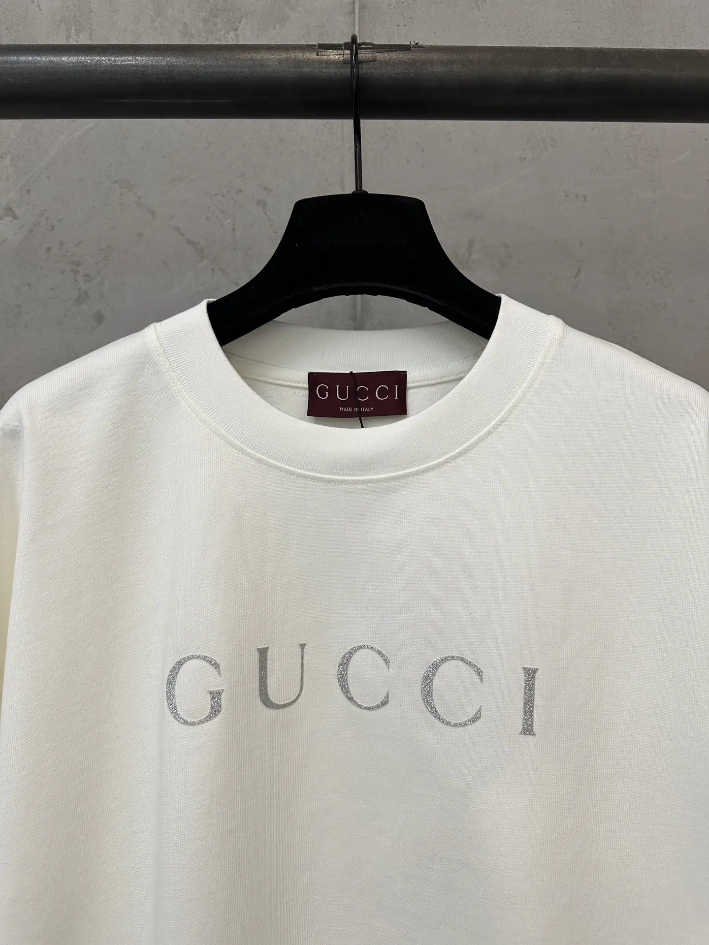 Glitter Logo Heavyweight Cotton T-Shirt D21022258 — view 5