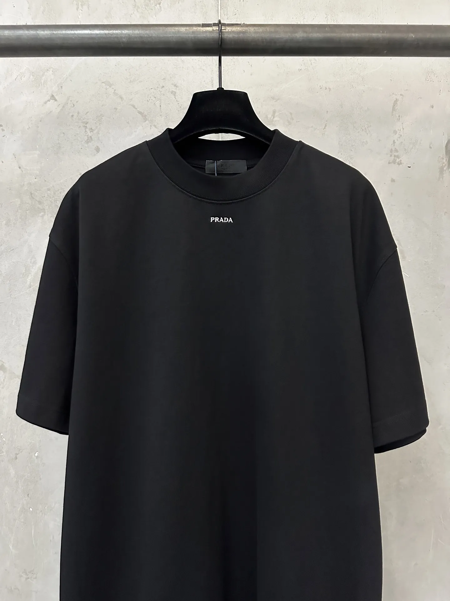 Logo-Embroidered Heavyweight Cotton T-Shirt D21018916 — view 3