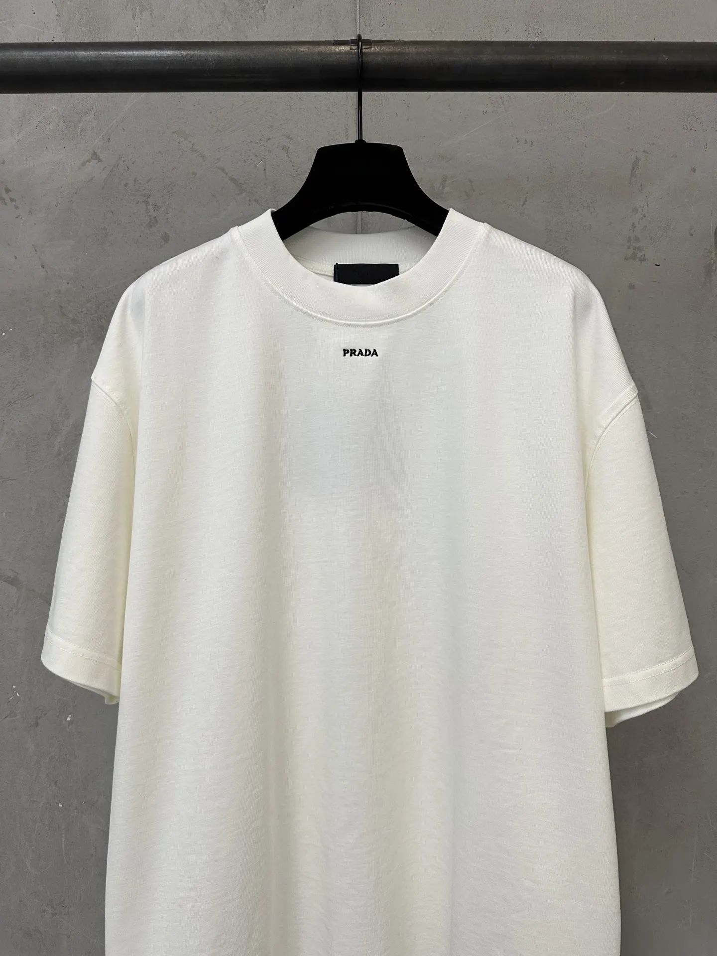 Logo-Embroidered Heavyweight Cotton T-Shirt D21018917 — view 3