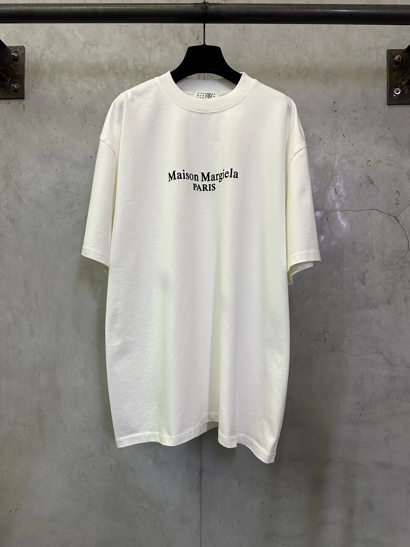 Logo Print Heavyweight Cotton T-Shirt D21011215