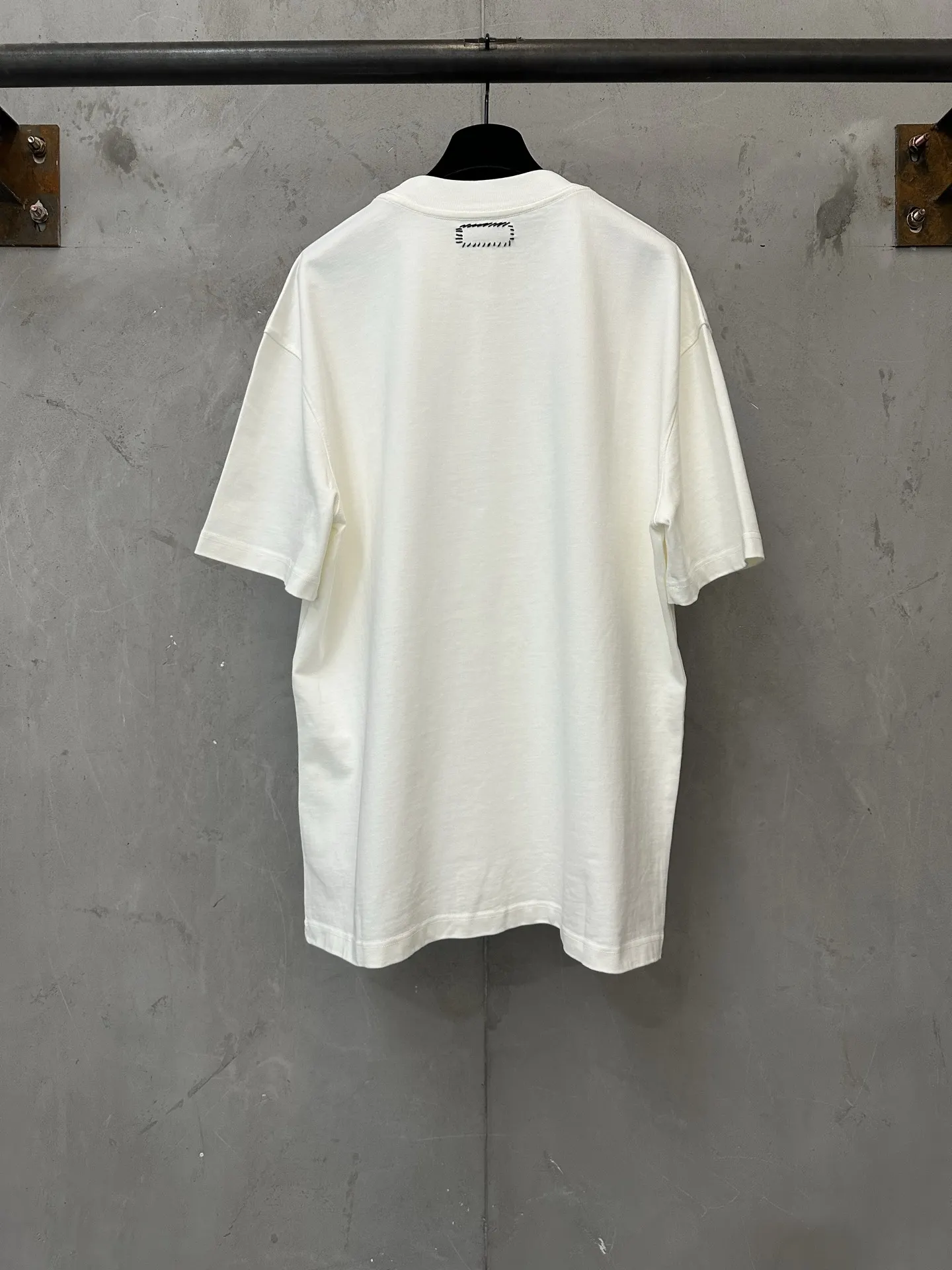 Surf Club Graphic Heavyweight T-Shirt D21018838 — view 2