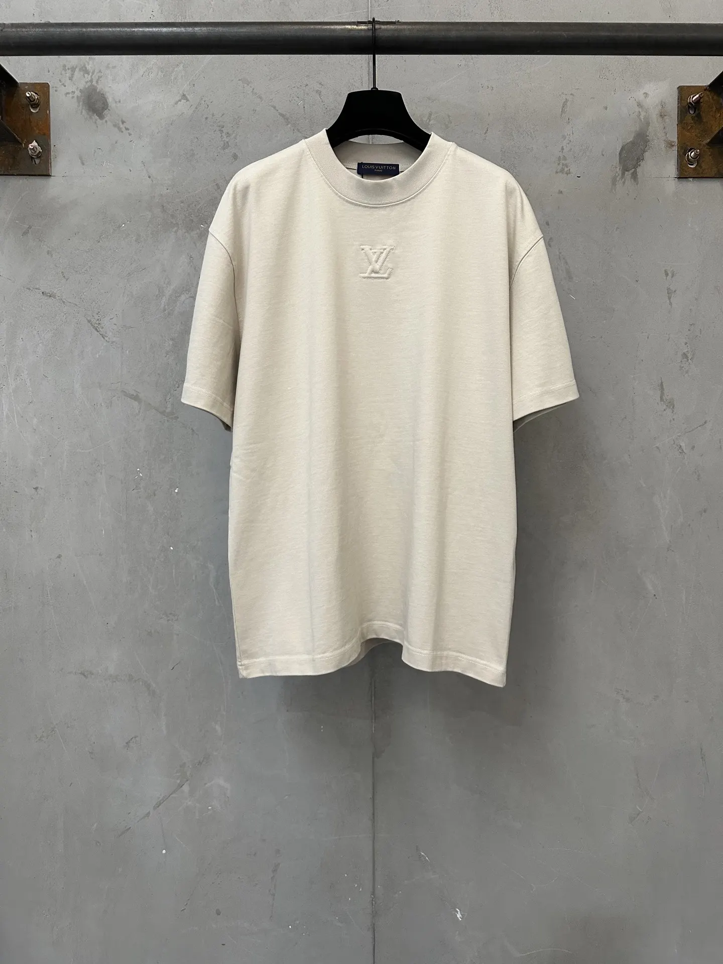 Embossed Logo Heavyweight Cotton T-Shirt D21020489