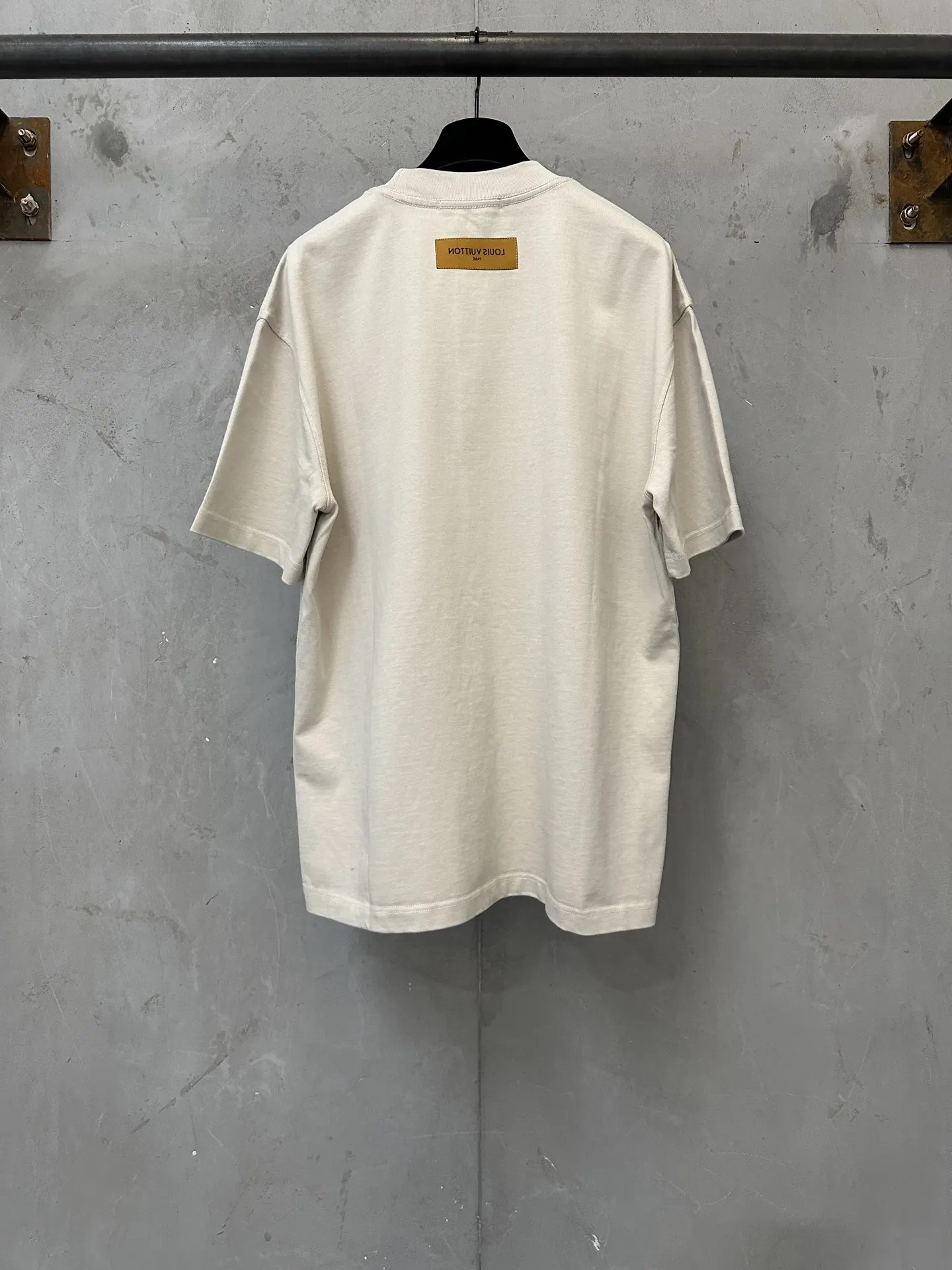 Embossed Logo Heavyweight Cotton T-Shirt D21020489 — view 2