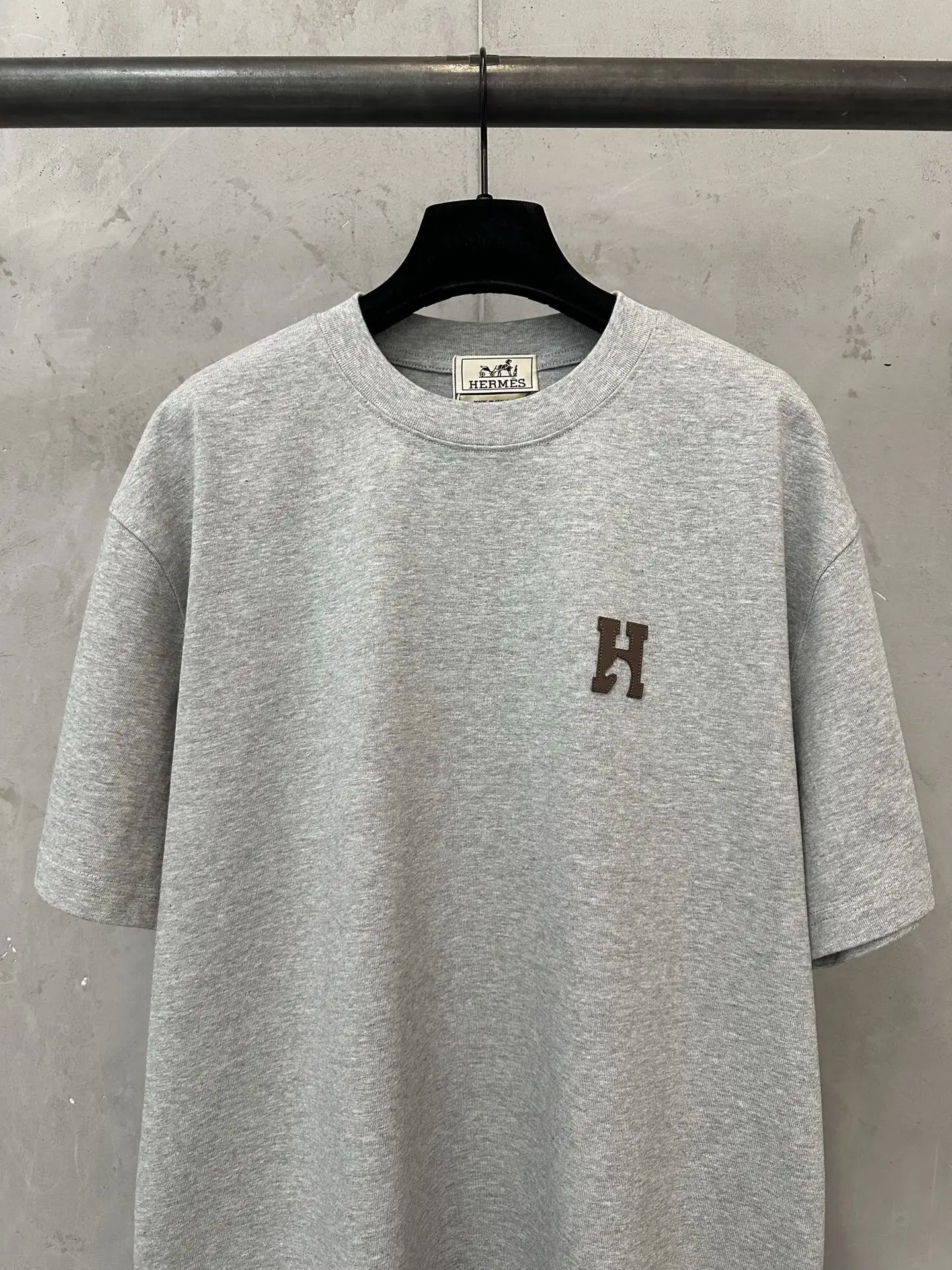 Leather Patch Heavyweight Cotton T-Shirt D21020507 — view 3