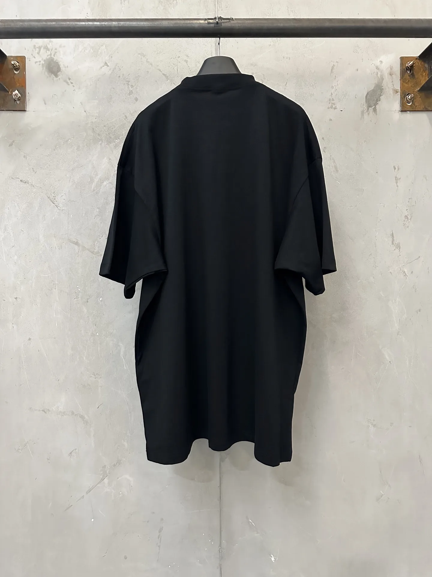 Graffiti Tape Logo Oversized T-Shirt D21523161 — view 2