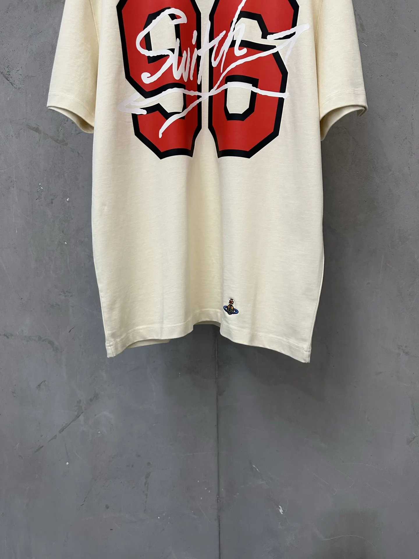 96 Graphic Print Heavyweight Cotton T-Shirt D21523071 — view 4