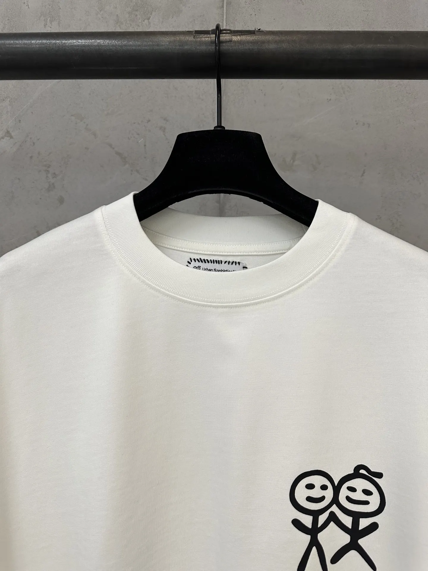 Surf Club Graphic Long-Sleeve T-Shirt D22020459 — view 5