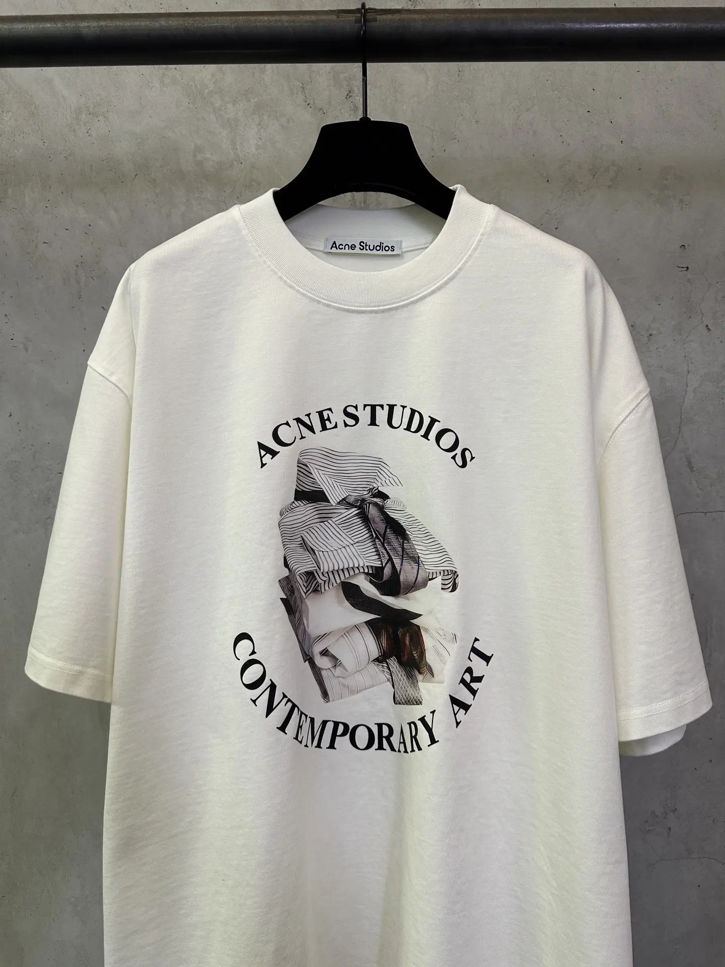 Contemporary Art Graphic T-Shirt D22015281 — view 3