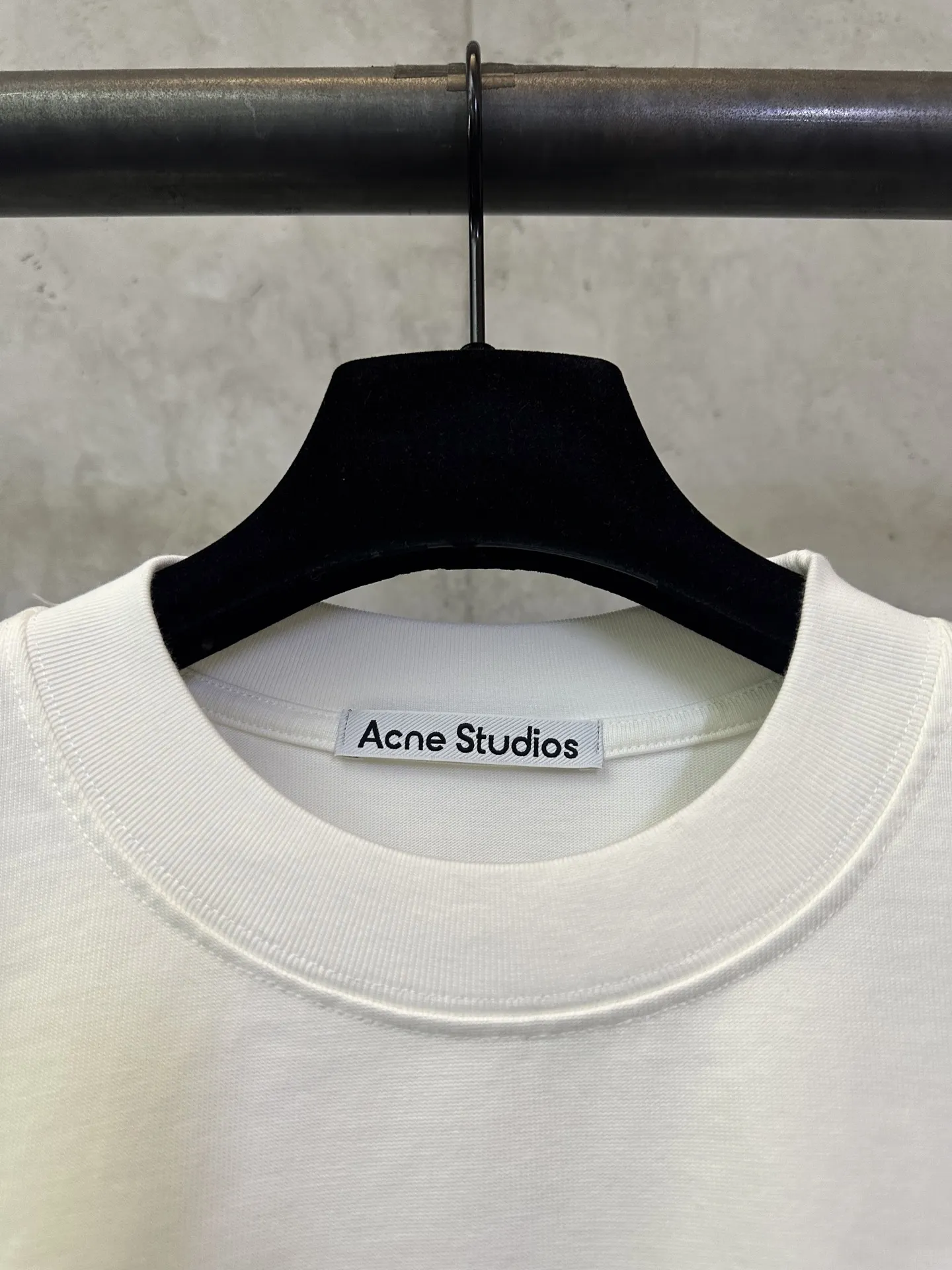 Contemporary Art Graphic T-Shirt D22015281 — view 7