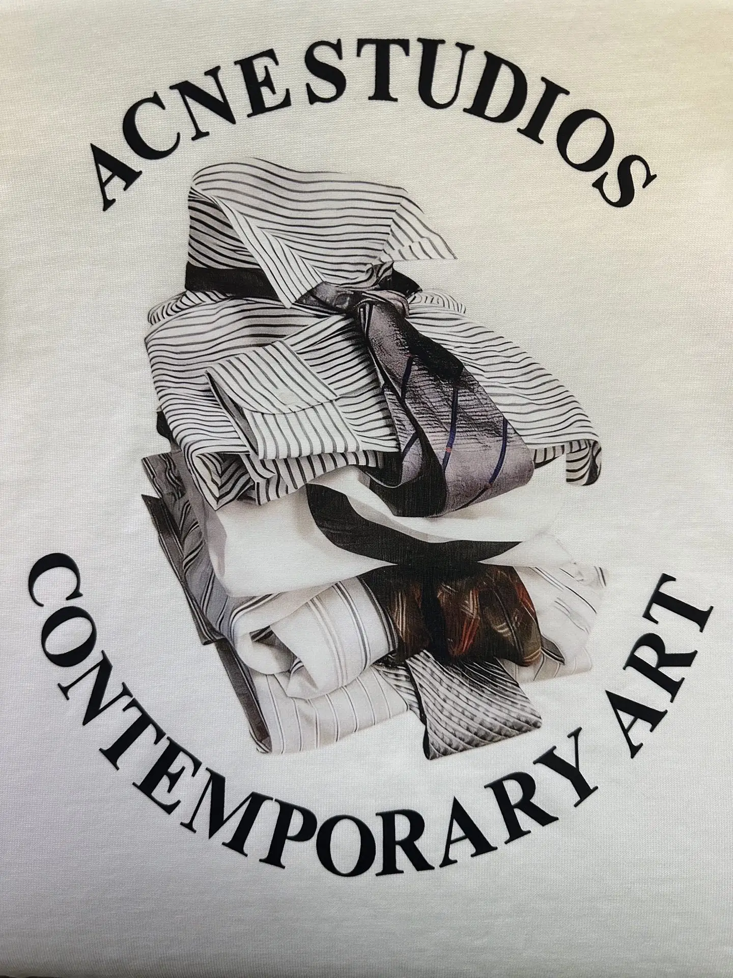 Contemporary Art Graphic T-Shirt D22015281 — view 8