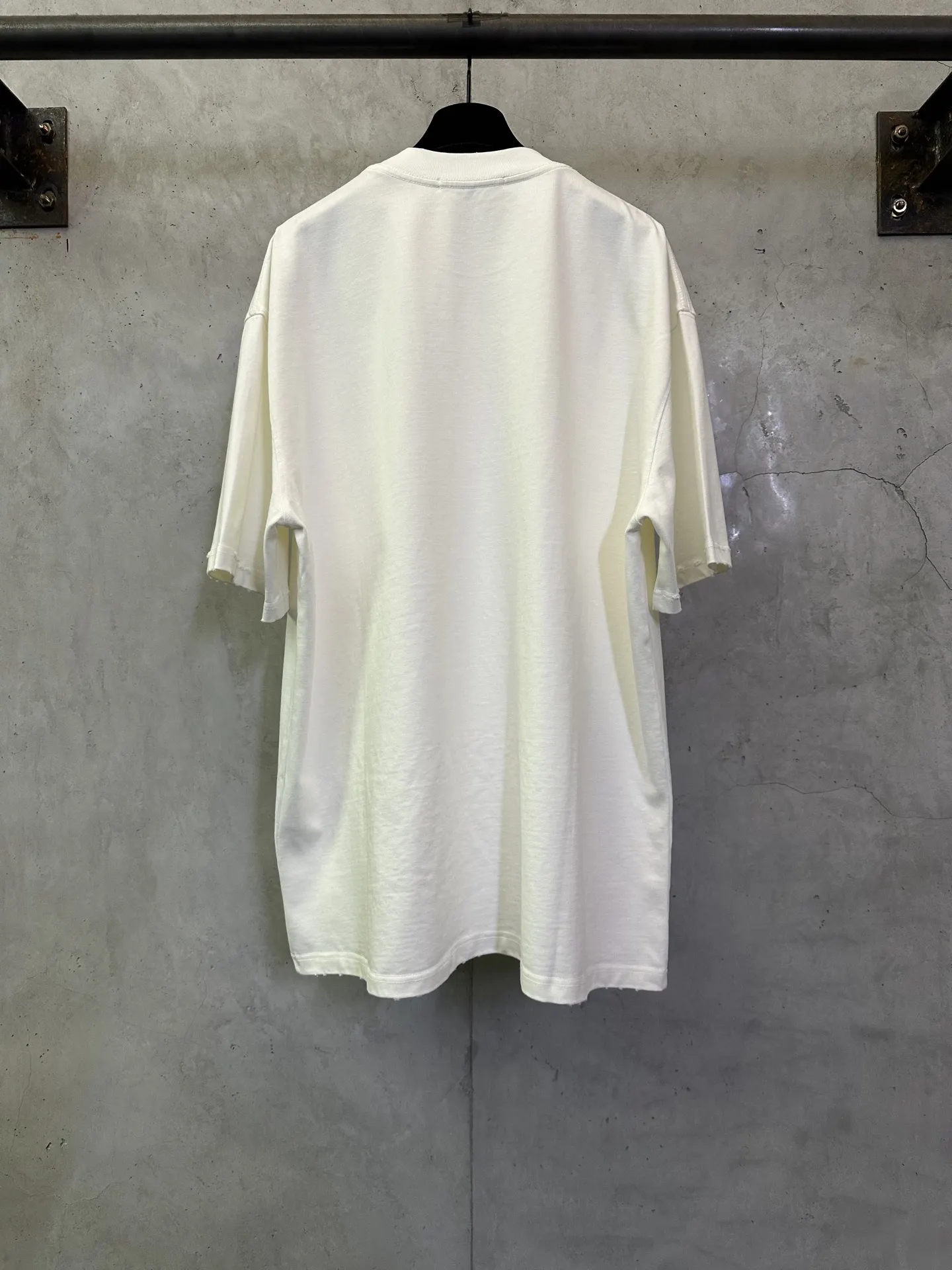 Logo Graphic Heavyweight Cotton T-Shirt D22012468 — view 2