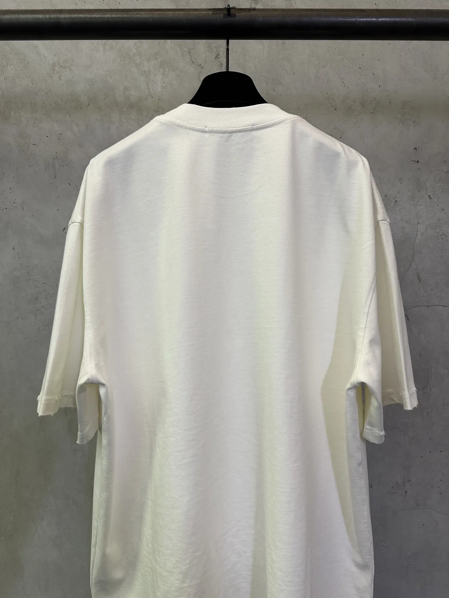 Logo Graphic Heavyweight Cotton T-Shirt D22012468 — view 5