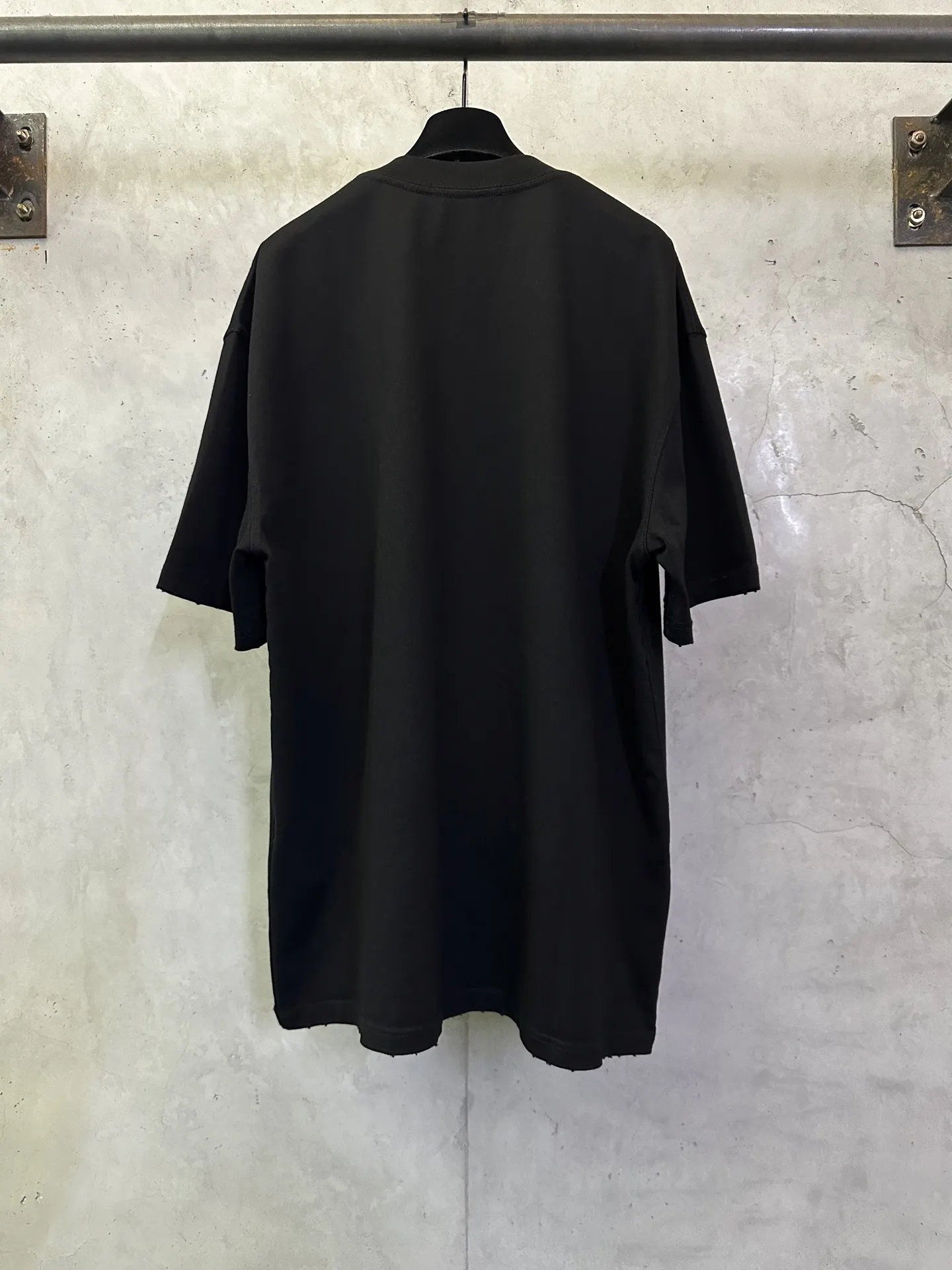 Logo Graphic Heavyweight Cotton T-Shirt D22012469 — view 2
