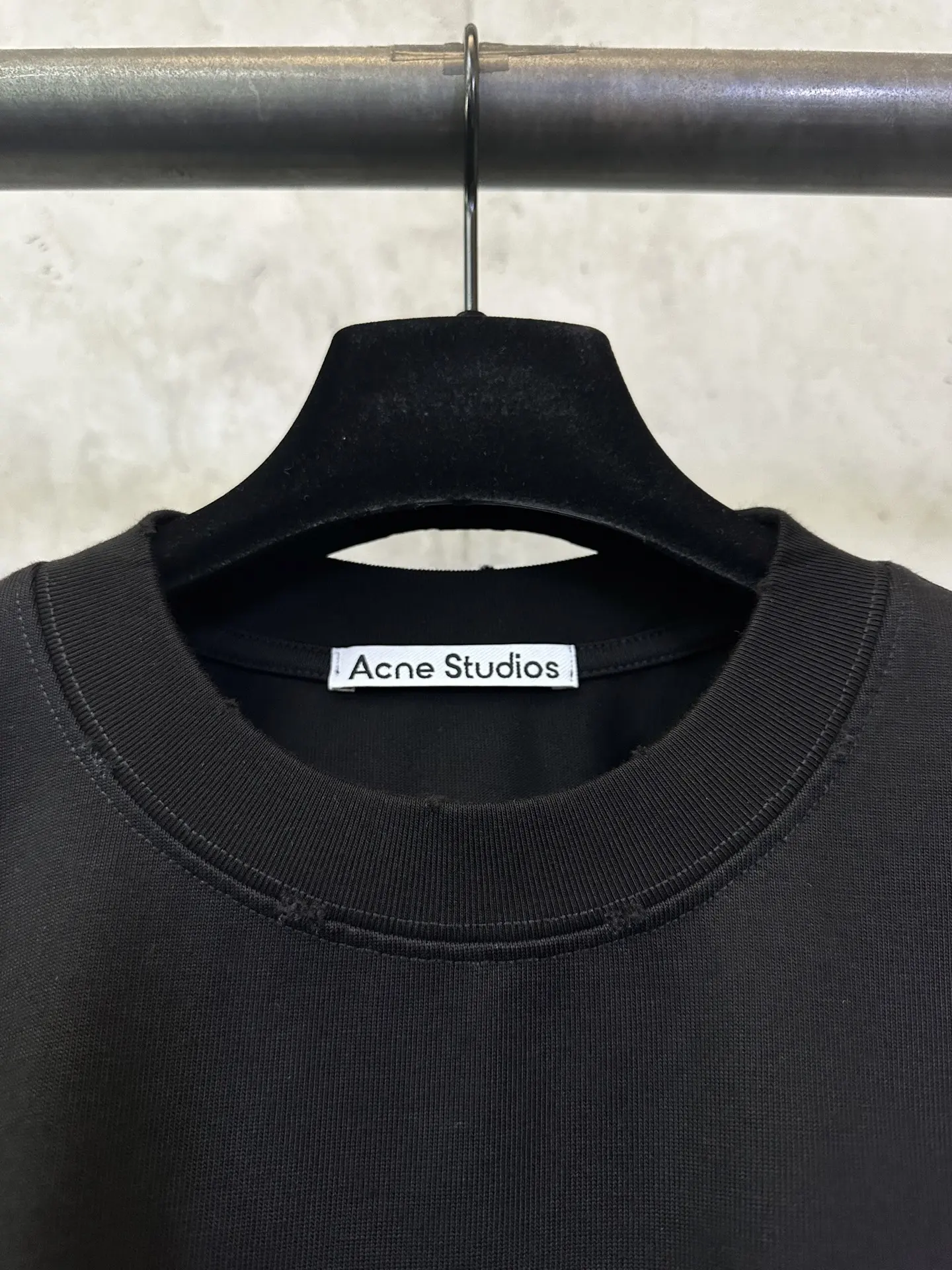 Logo Graphic Heavyweight Cotton T-Shirt D22012469 — view 7