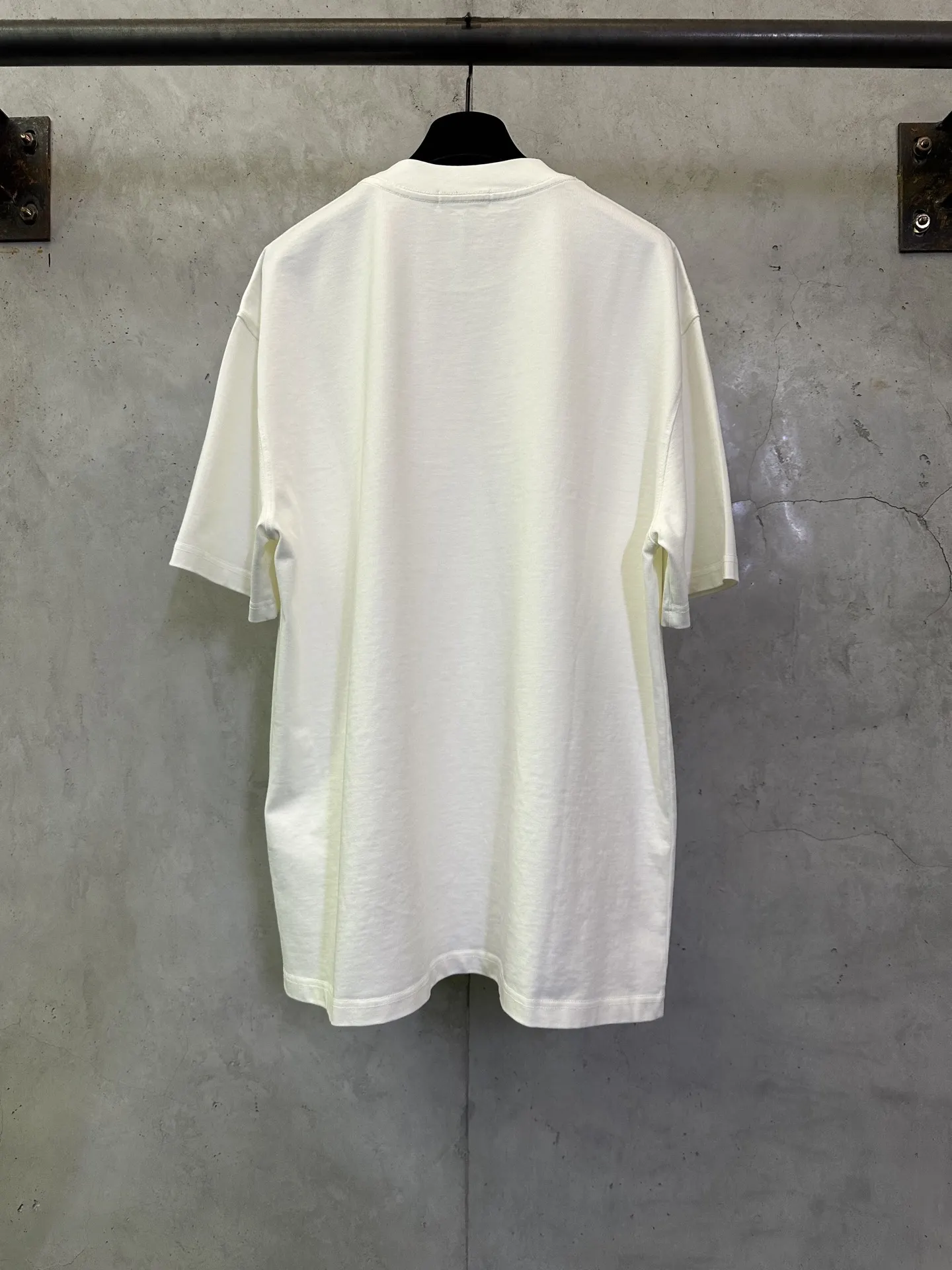 Triomphe Logo Heavyweight Cotton T-Shirt D22012465 — view 2