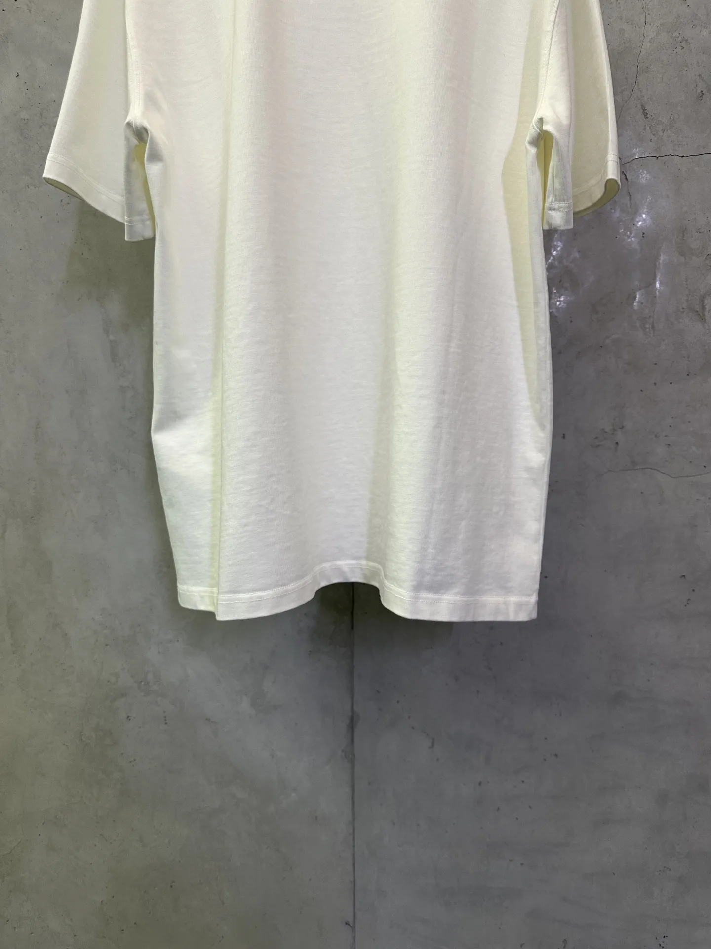 Triomphe Logo Heavyweight Cotton T-Shirt D22012465 — view 6