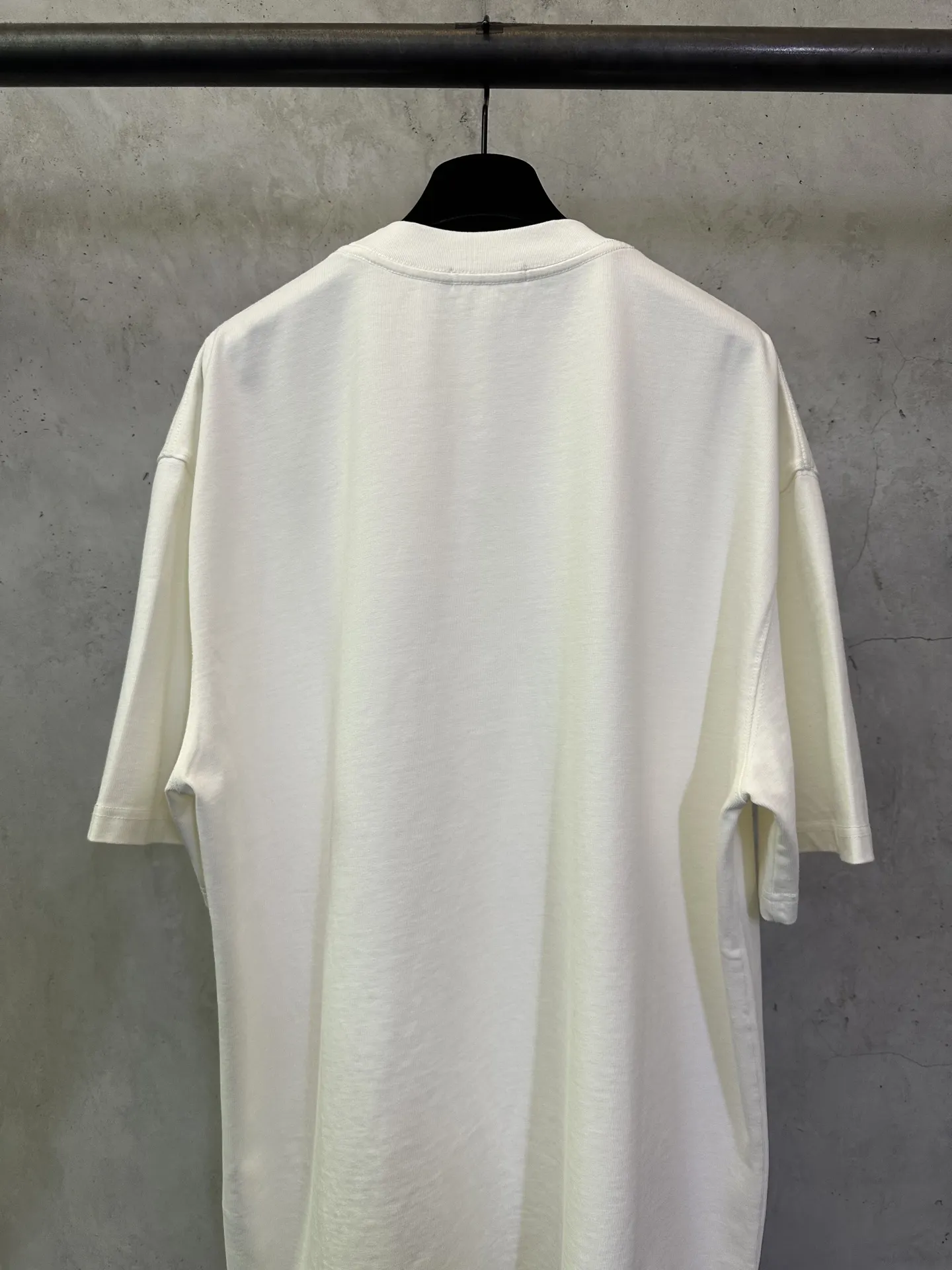 Logo-Print Heavyweight Cotton T-Shirt D22012457 — view 5