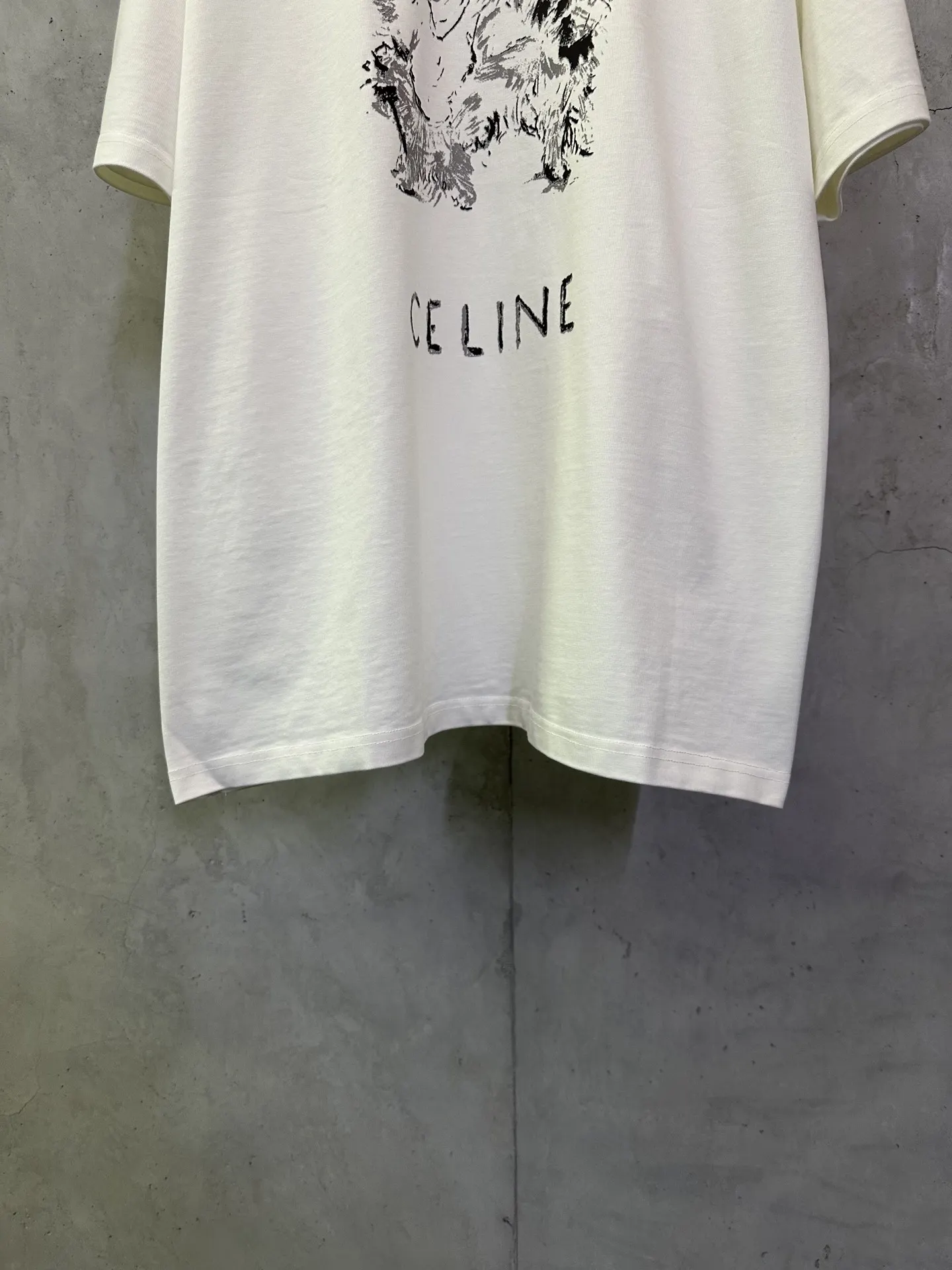 Dog Print Heavyweight Cotton T-Shirt D22012429 — view 4