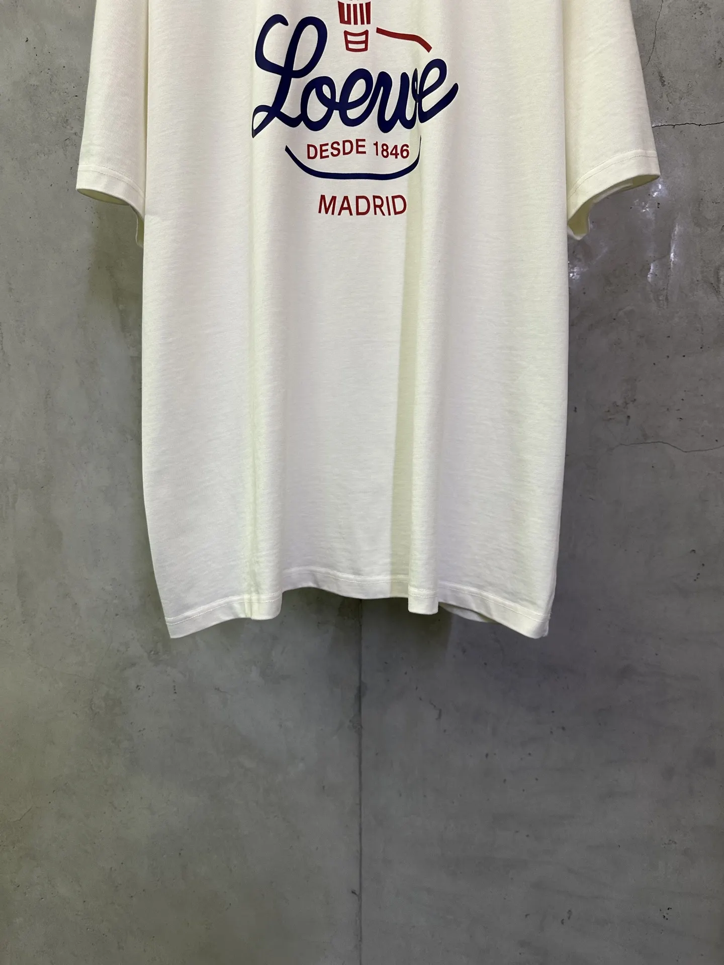Logo Graphic Heavyweight Cotton T-Shirt D22012470 — view 4