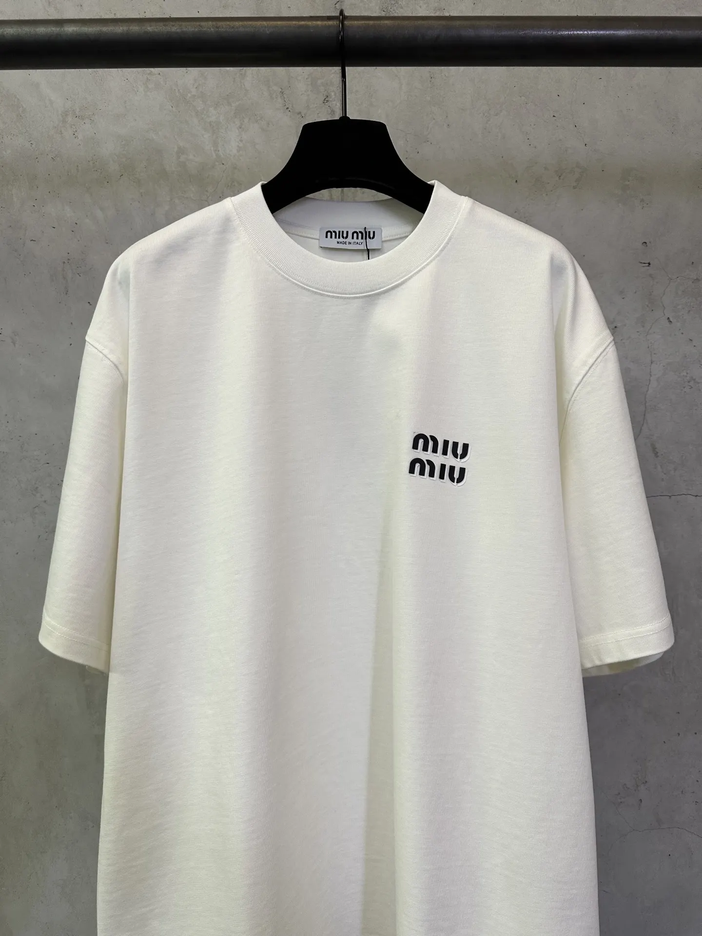 Logo-Print Heavyweight Cotton T-Shirt D22012430 — view 3