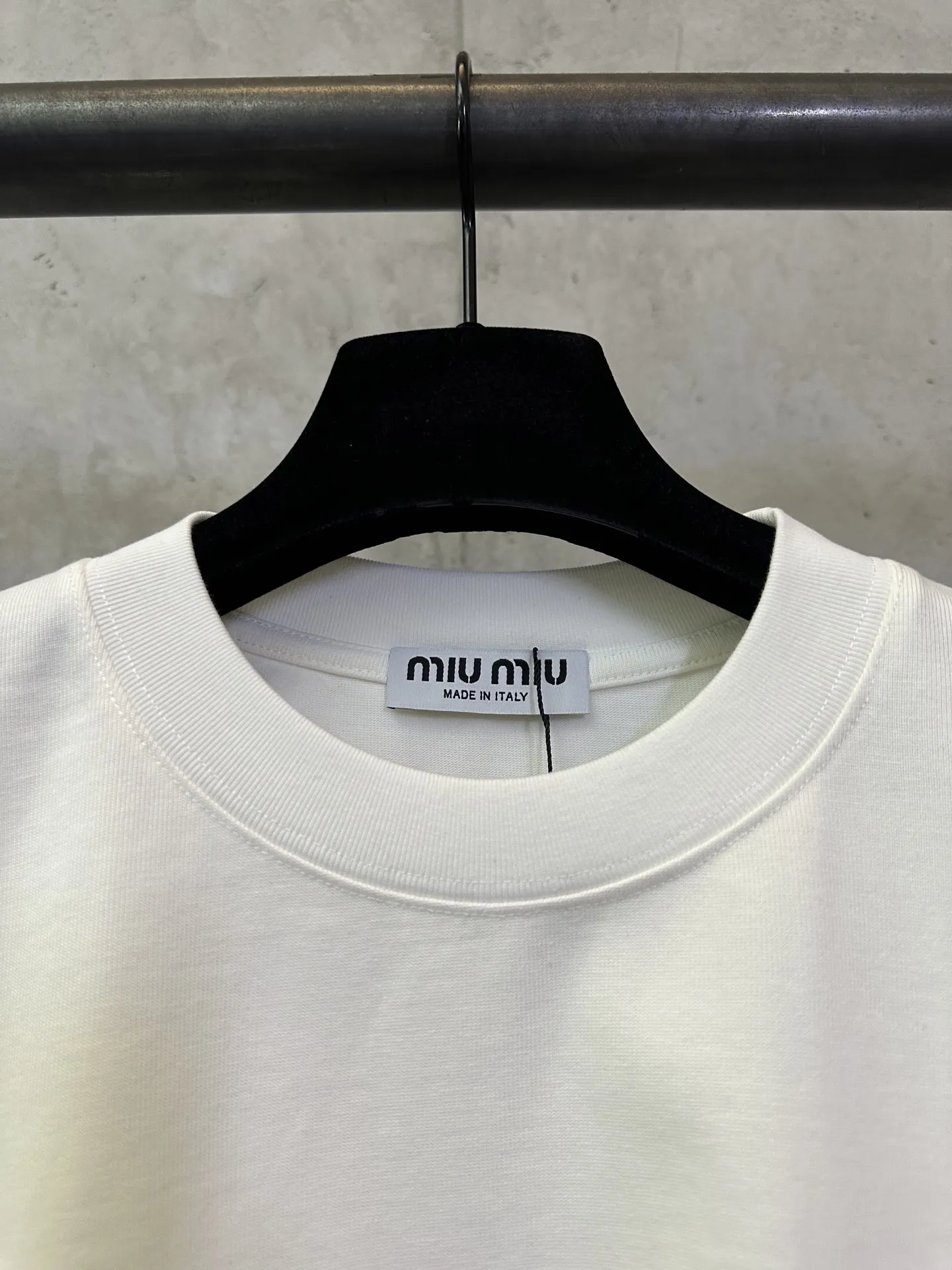 Logo-Print Heavyweight Cotton T-Shirt D22012430 — view 7