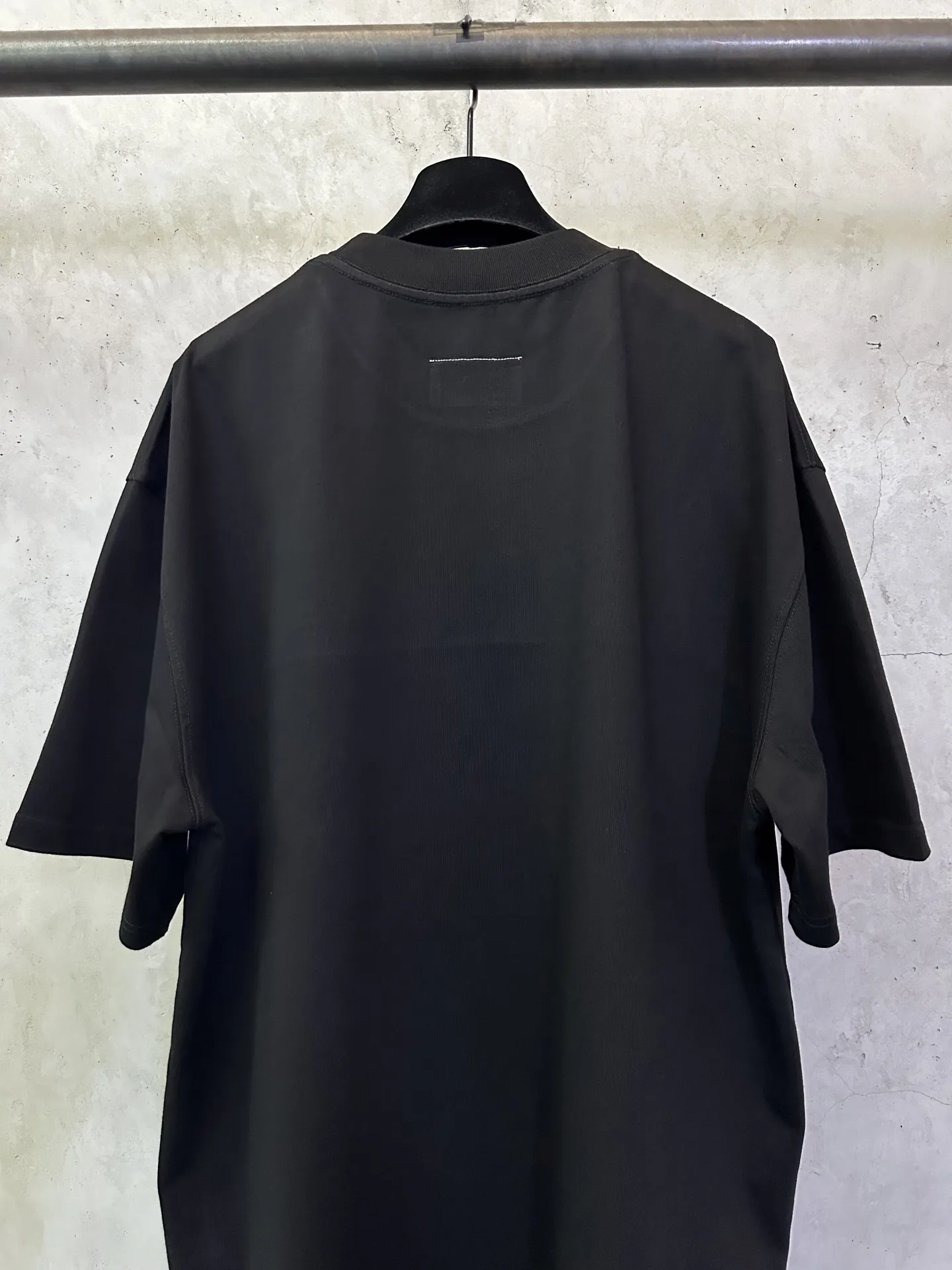 MM6 Maison Margiela Logo Print Heavyweight Cotton T-Shirt D22012482 — view 5