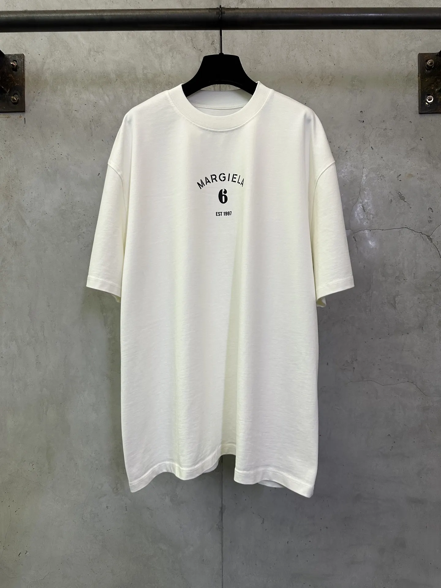 MM6 Logo Print Heavyweight Cotton T-Shirt D22012481