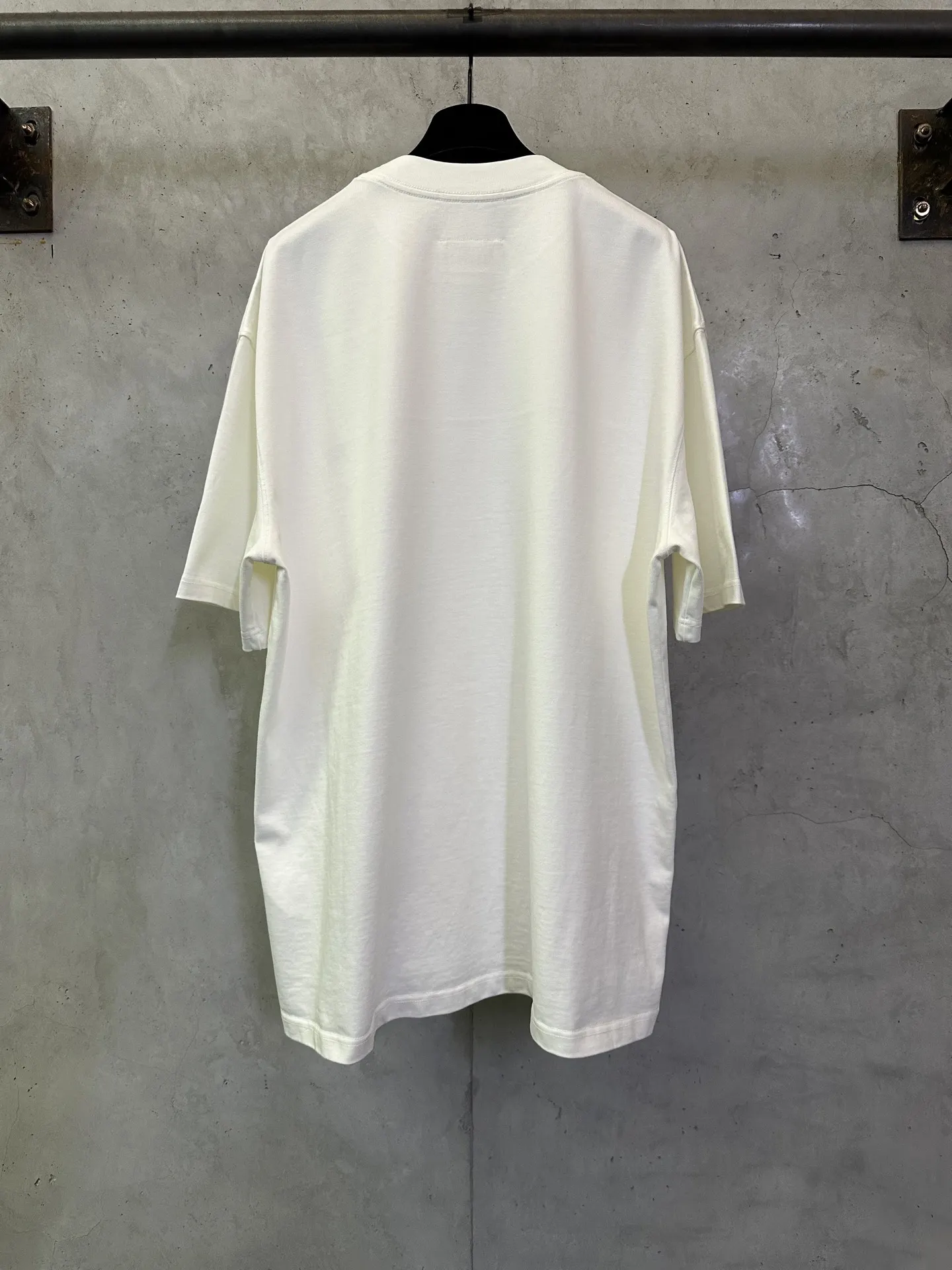 MM6 Logo Print Heavyweight Cotton T-Shirt D22012481 — view 2