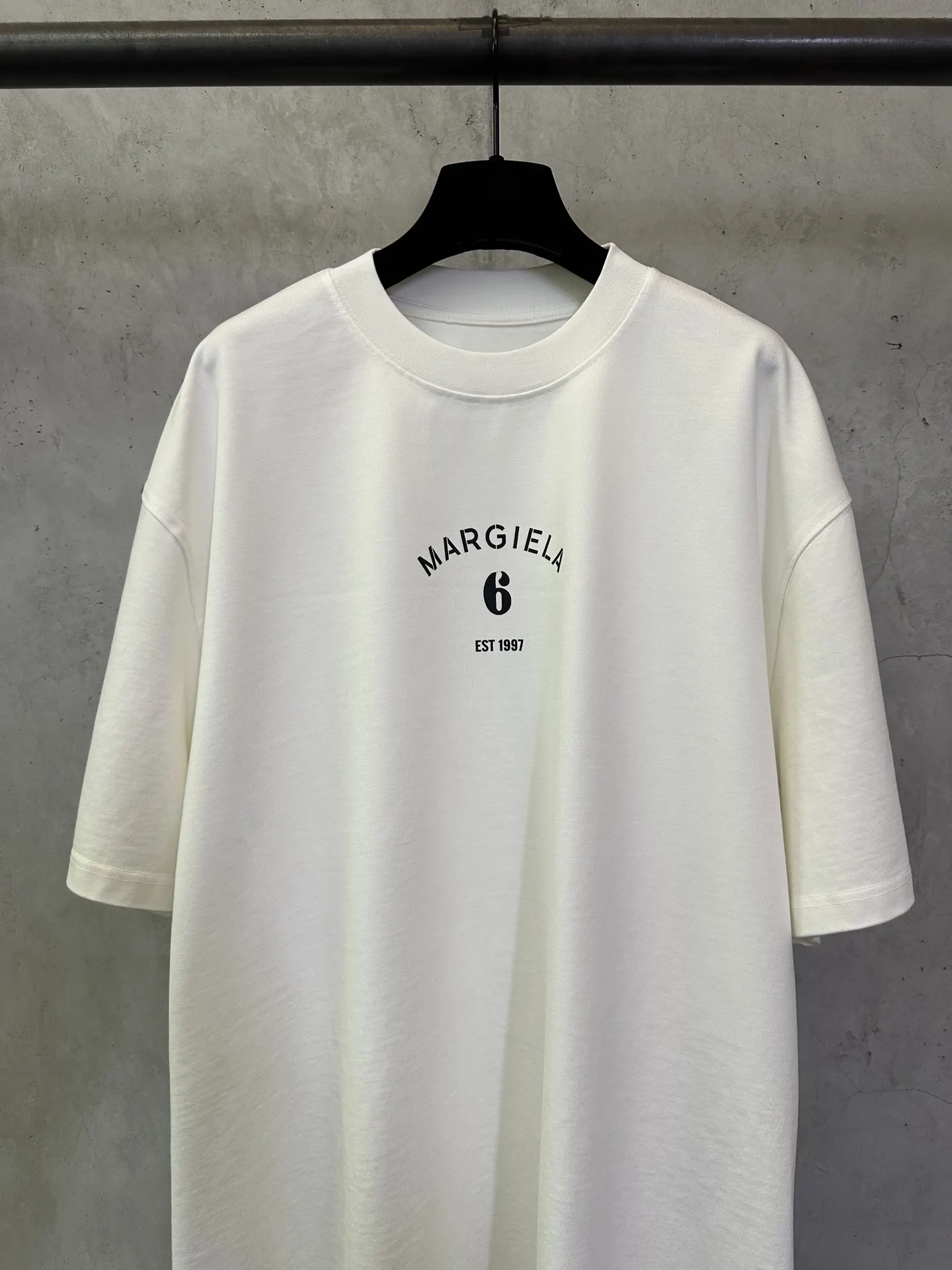 MM6 Logo Print Heavyweight Cotton T-Shirt D22012481 — view 3