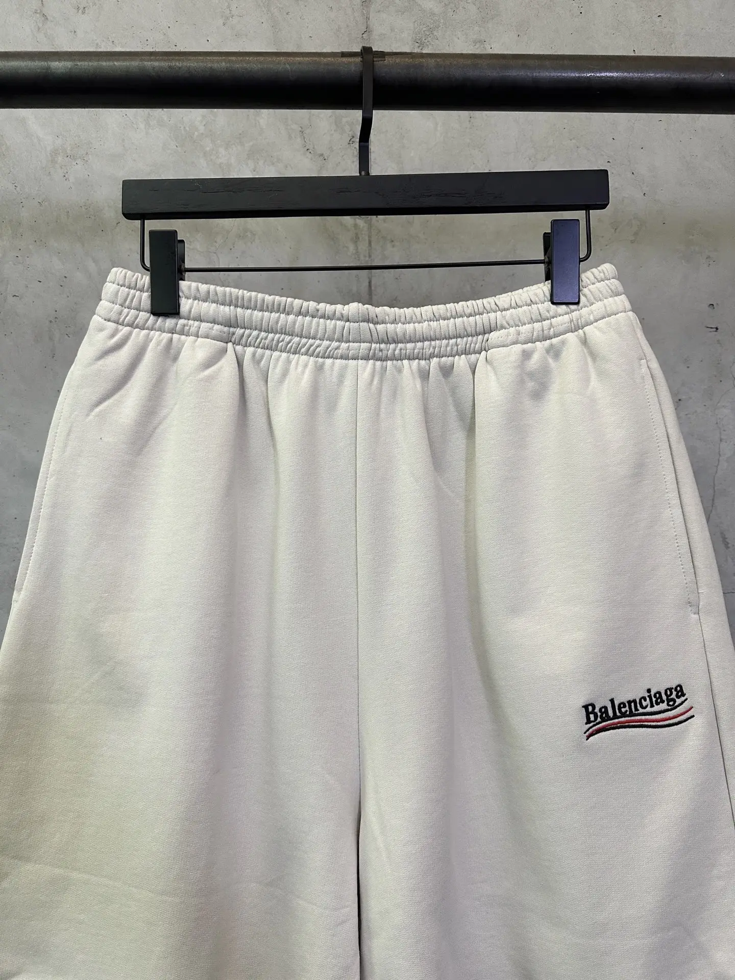 Logo-Embroidered Cotton-Jersey Shorts D22512446 — view 3