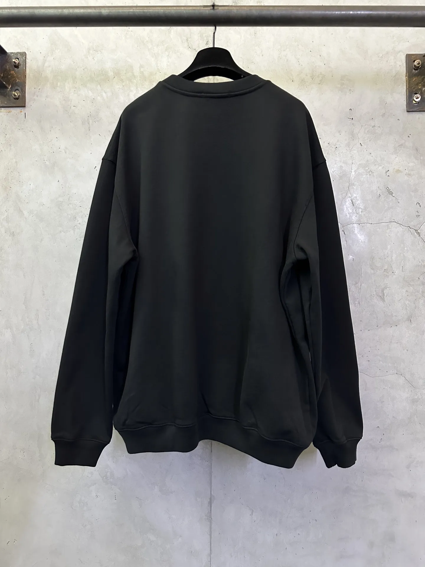 Logo Print Heavyweight Cotton Sweatshirt D24011501 — view 2