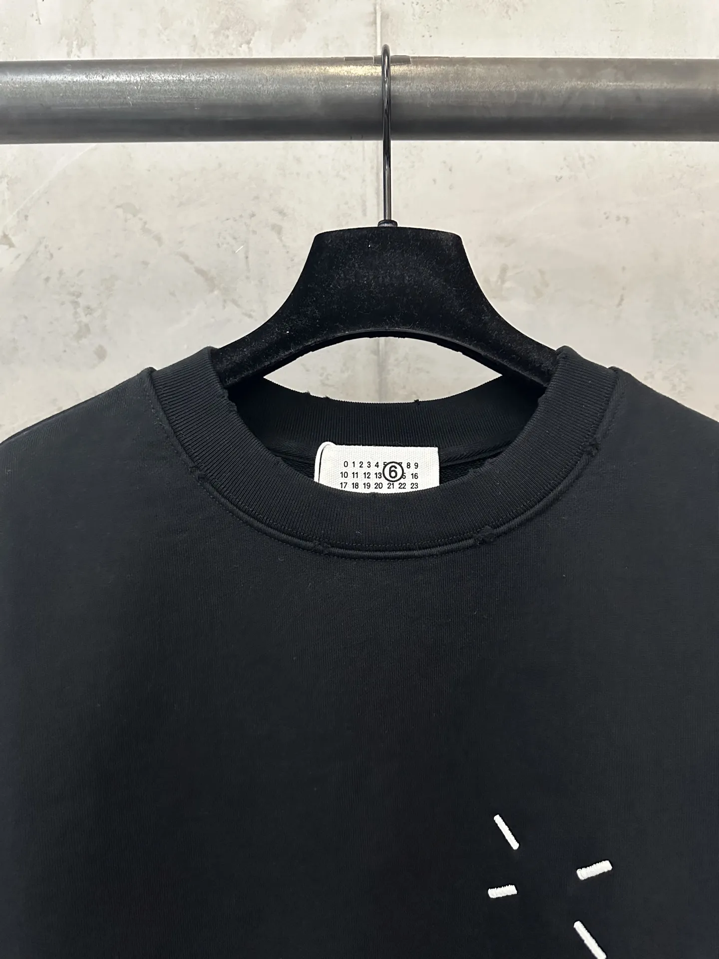 MM6 Maison Margiela Four-Stitch Crew-Neck Sweatshirt D25020523 — view 5
