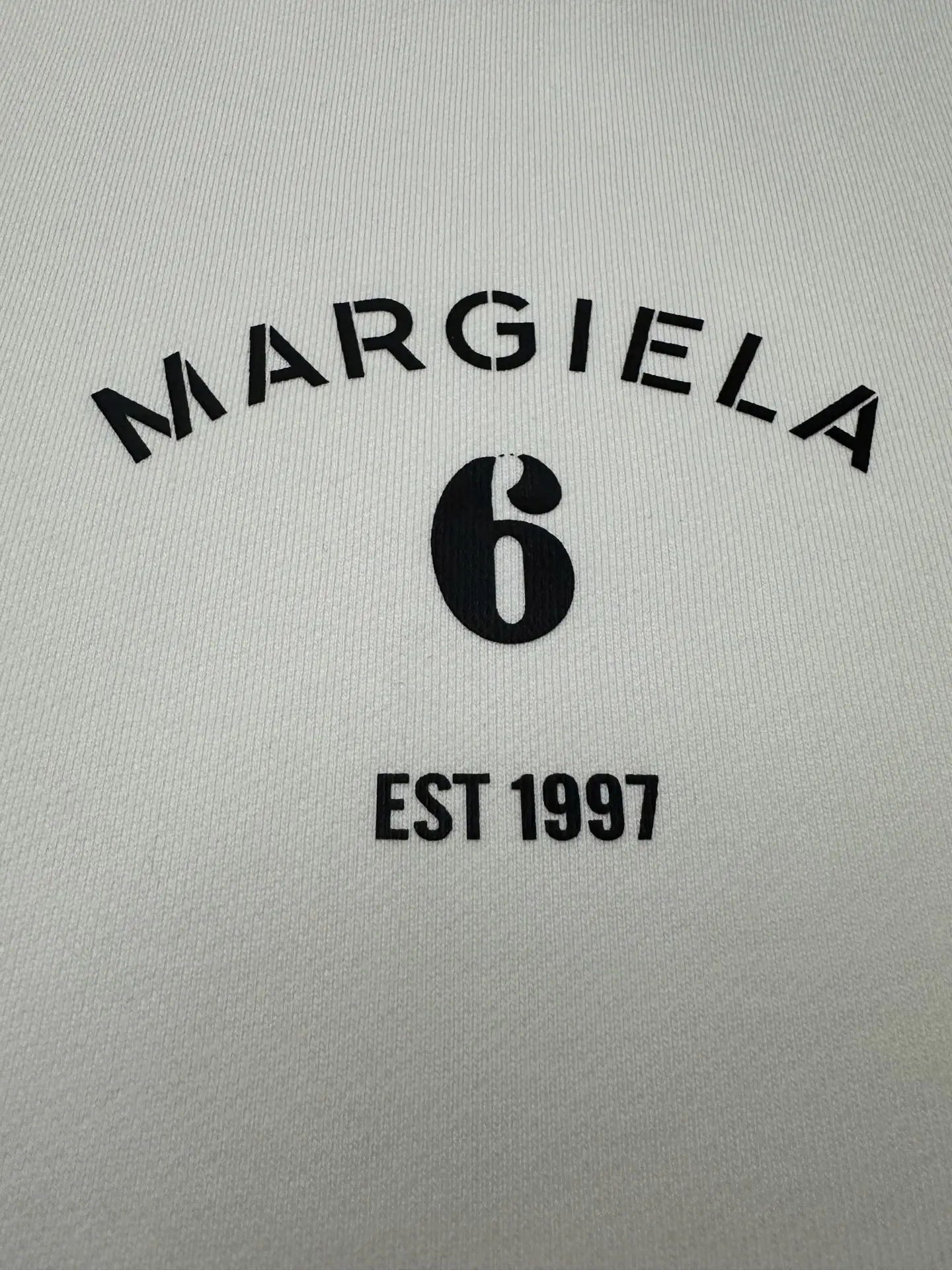 MM6 Maison Margiela Logo Embroidered Crew-Neck Sweatshirt D25020520 — view 7