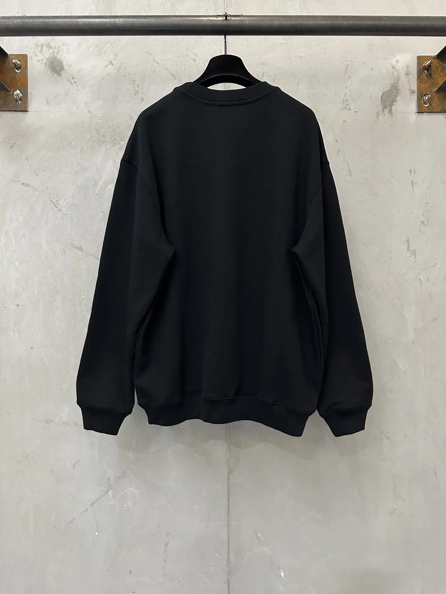 Logo-Embroidered Heavyweight Cotton Sweatshirt D25018832 — view 2