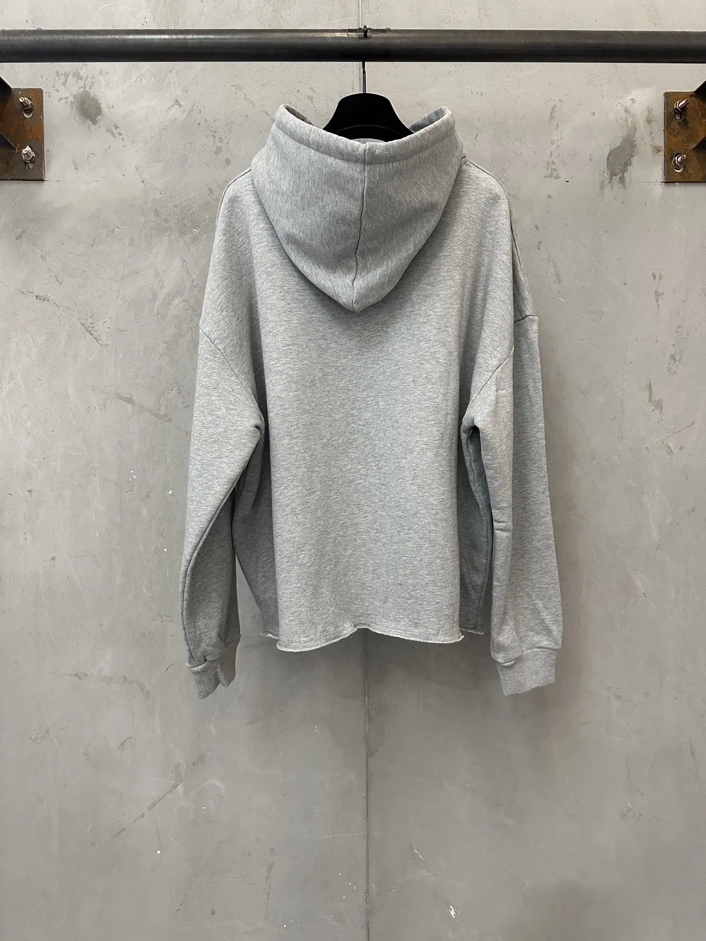 MM6 Distressed Hem Logo Hoodie D27020517 — view 2