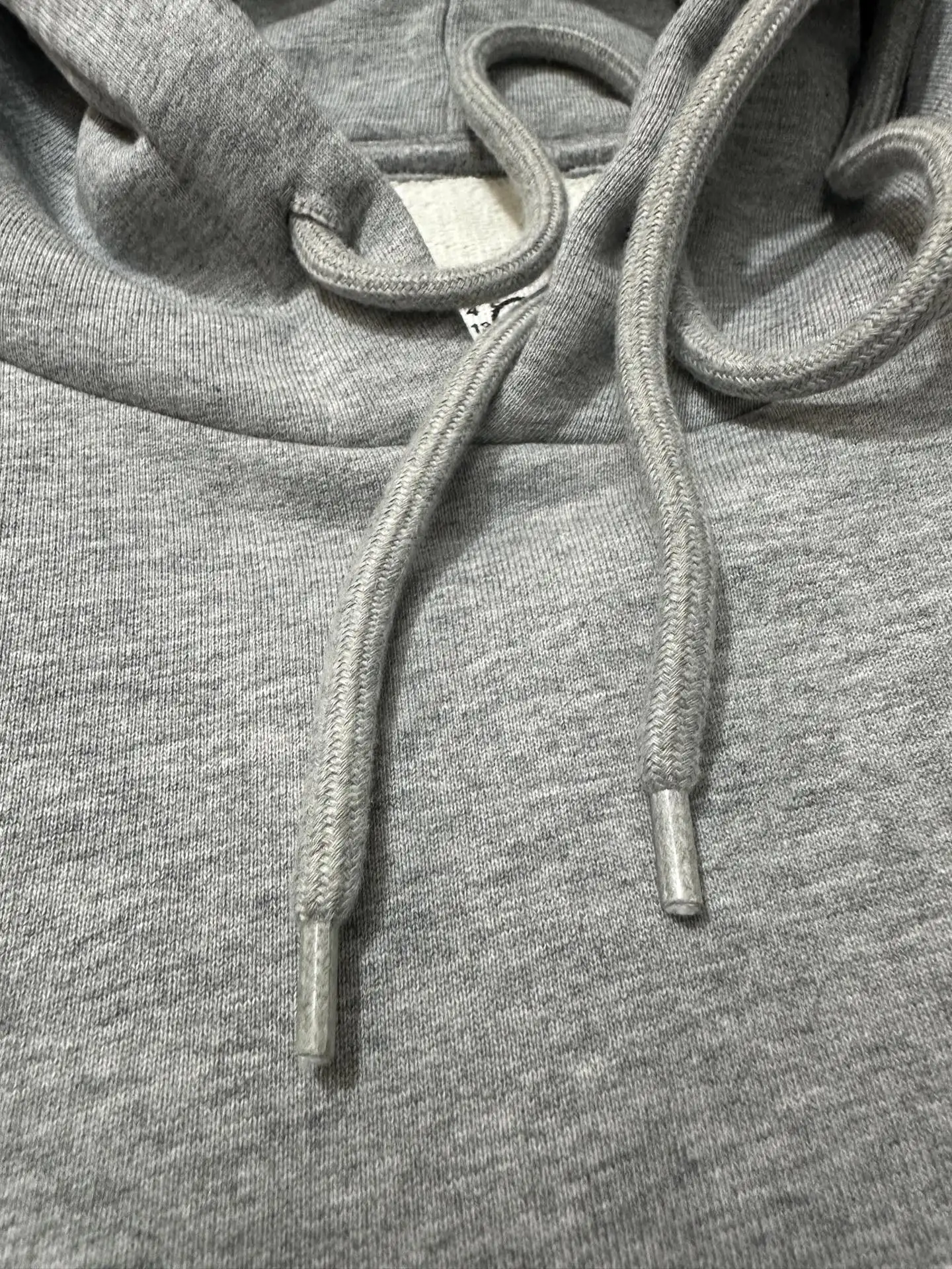 MM6 Distressed Hem Logo Hoodie D27020517 — view 7
