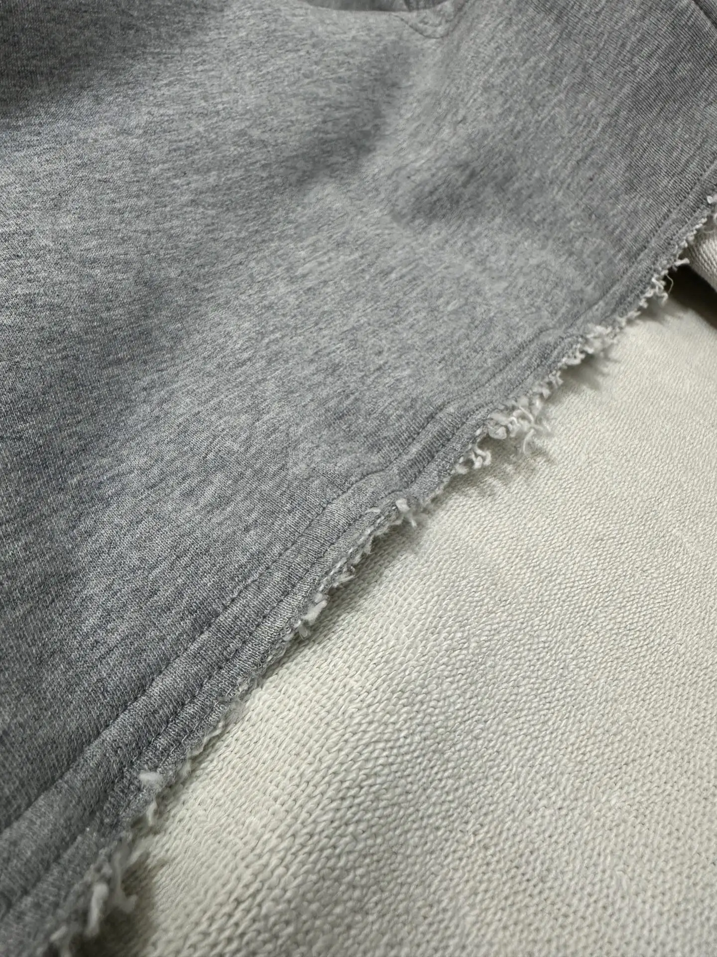 MM6 Distressed Hem Logo Hoodie D27020517 — view 10