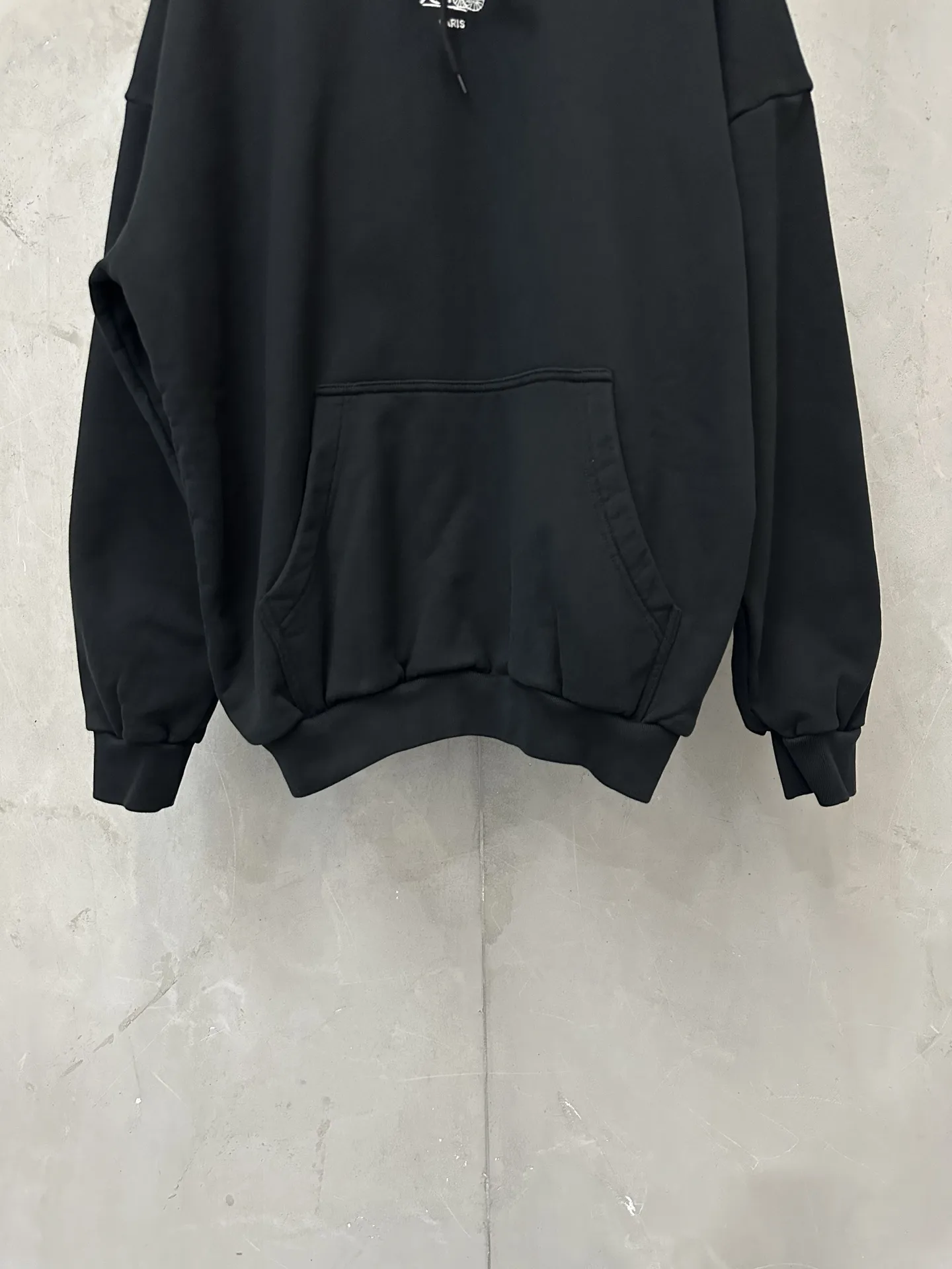 Triomphe Carriage Logo Embroidered Hoodie D28018854 — view 4