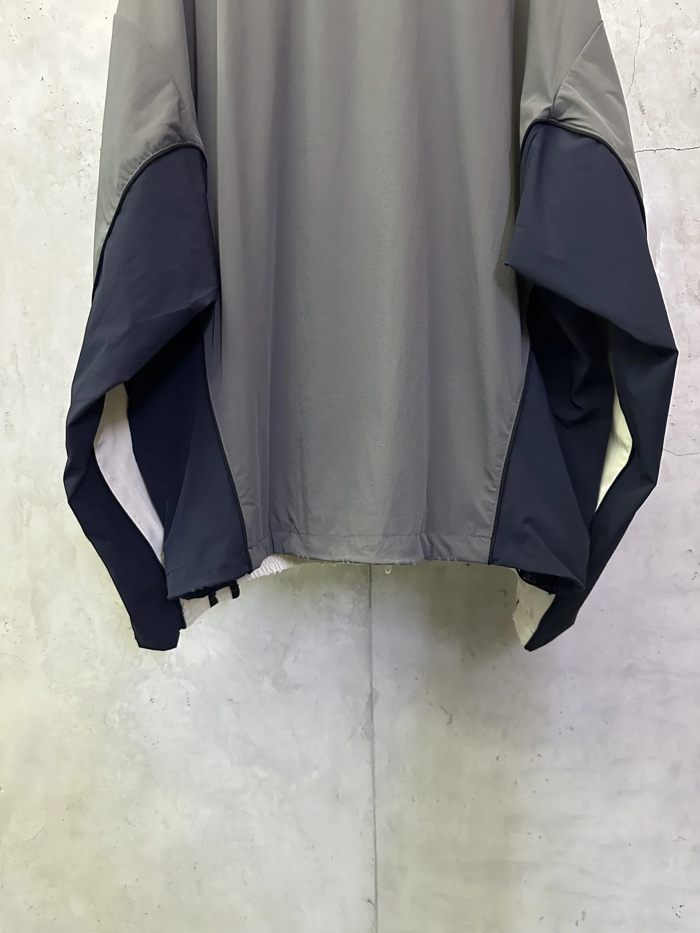 Color-Block Oversized Track Jacket D32012407 — view 6