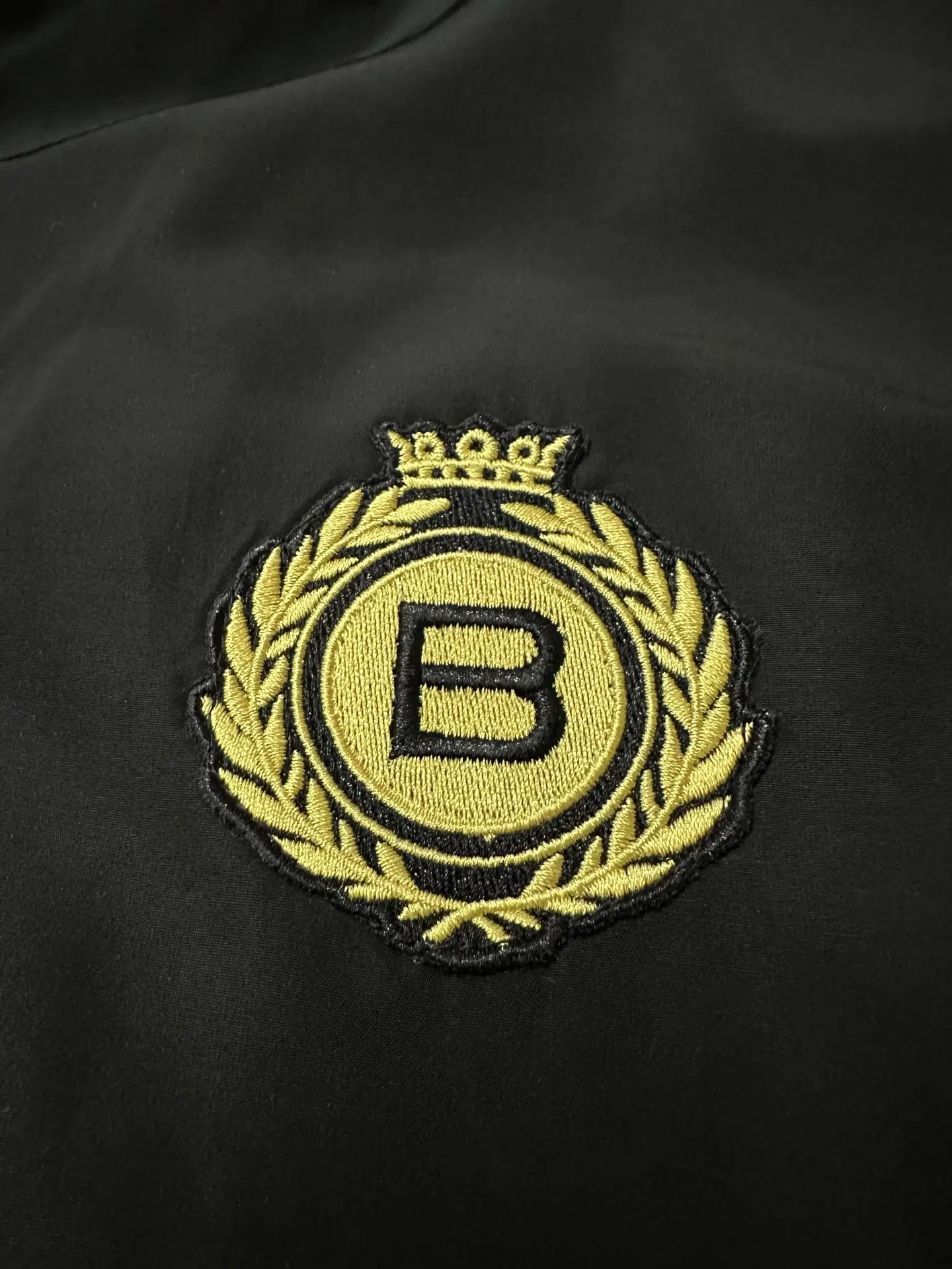 Logo-Print Reflective Trim Track Jacket D33022214 — view 9