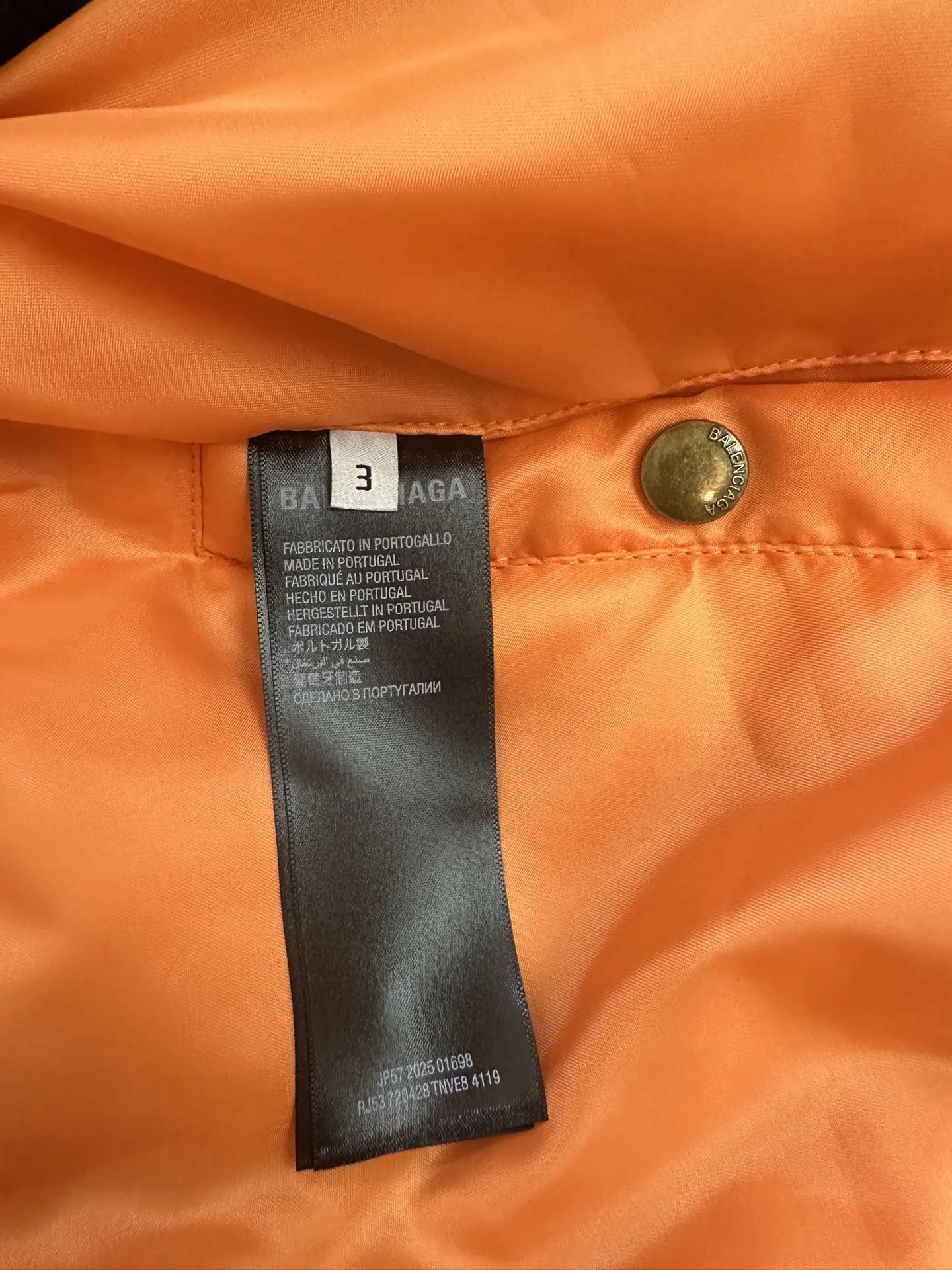 WFP Embroidered Hooded Bomber Jacket D47023723 — view 9