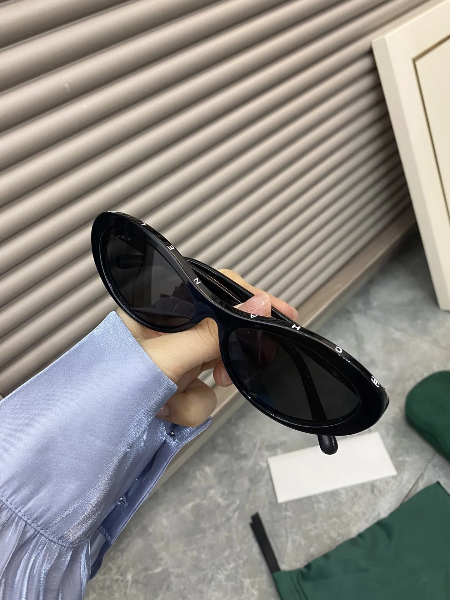 Chanel Cat-Eye Logo Sunglasses D20018525 — view 2