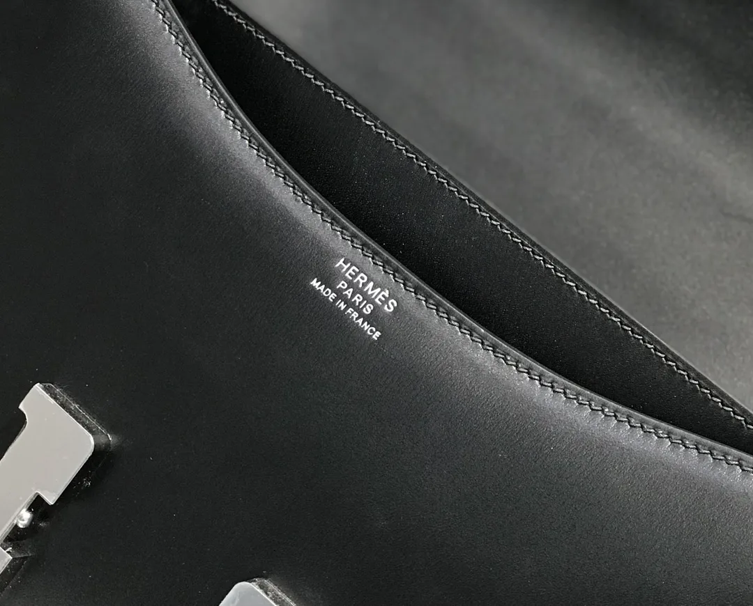 Constance Box Calf Leather Shoulder Bag D50017784 — view 6