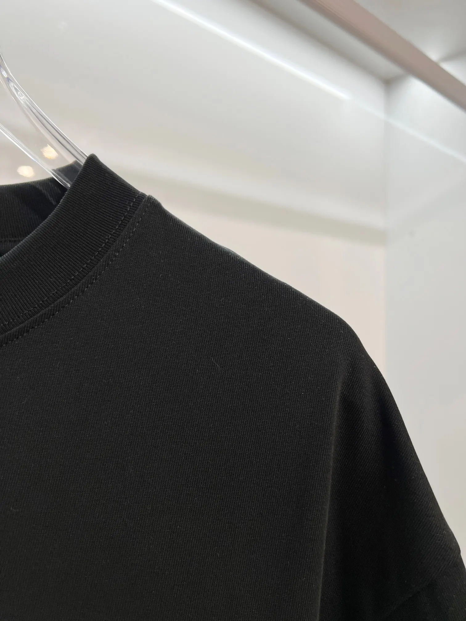 Logo-Embroidered Pocket T-Shirt D13014914 — view 10