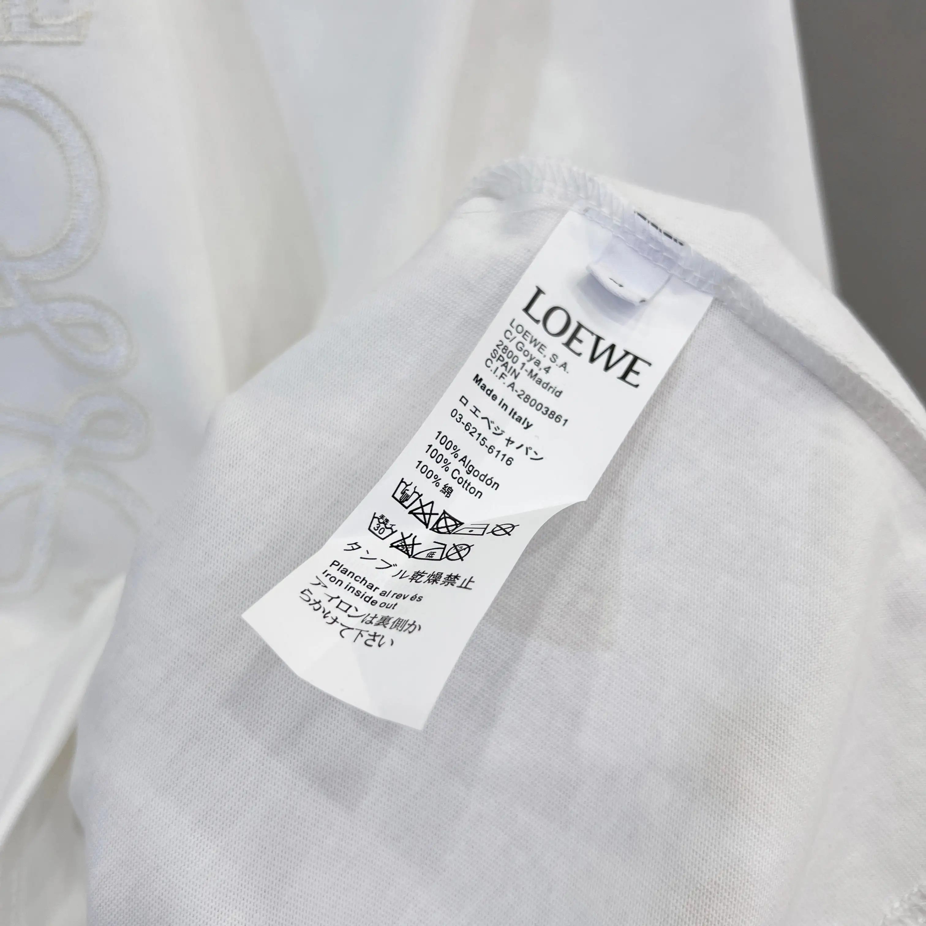 Logo-Embroidered Pocket T-Shirt D13014915 — view 9